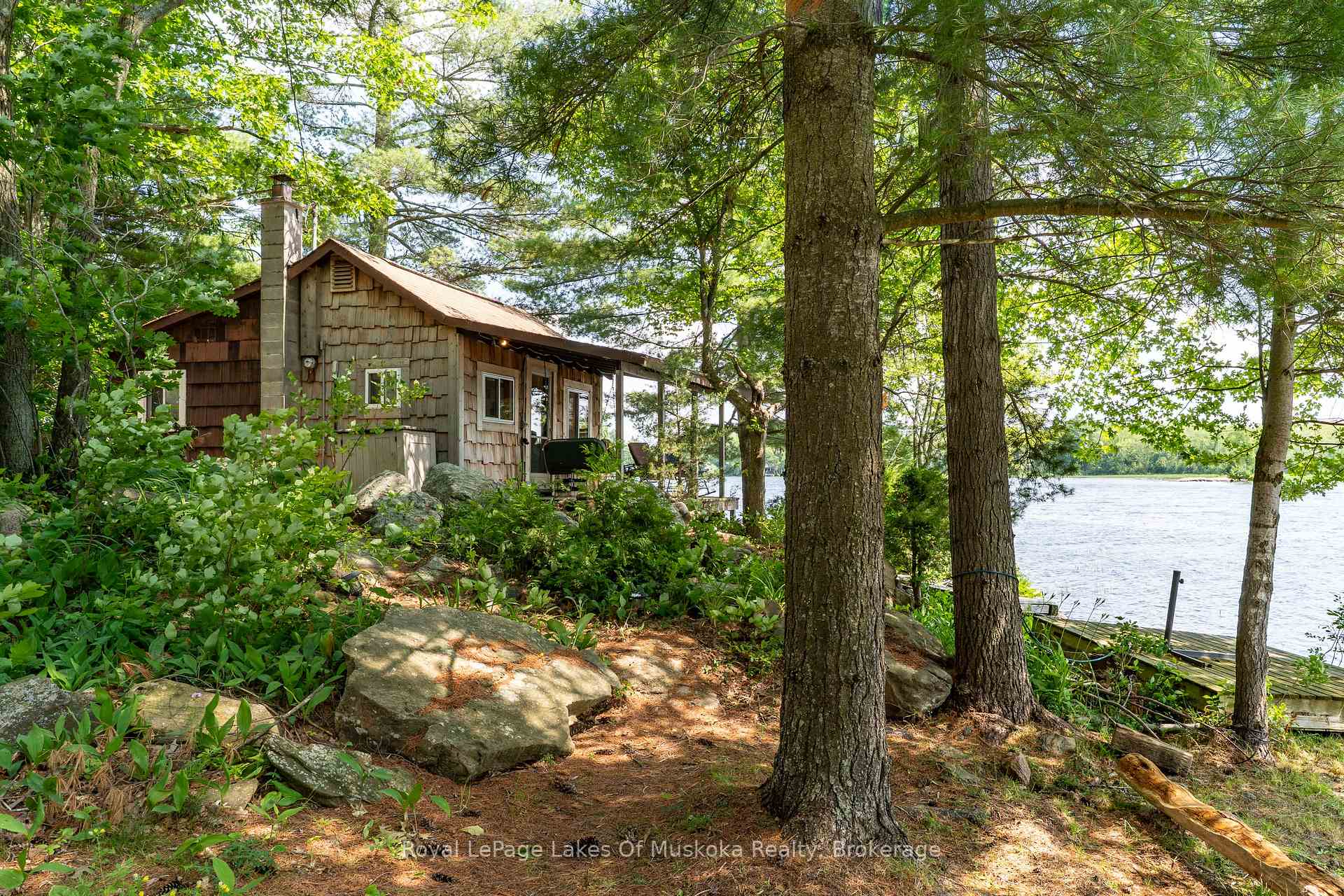 Photo 5 of 1 Island 2SL, Gravenhurst, Morrison — HOMEH