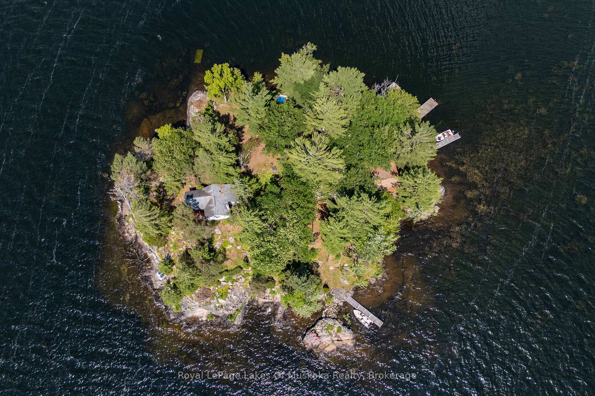 Photo 31 of 1 Island 2SL, Gravenhurst, Morrison — HOMEH