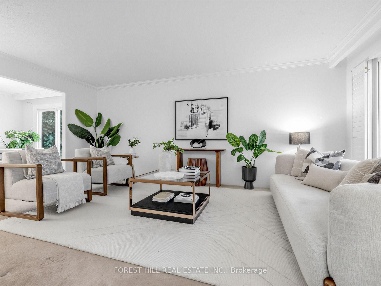 Photo 9 of 1 Ames Circle, North York, Banbury-Don Mills — HOMEH