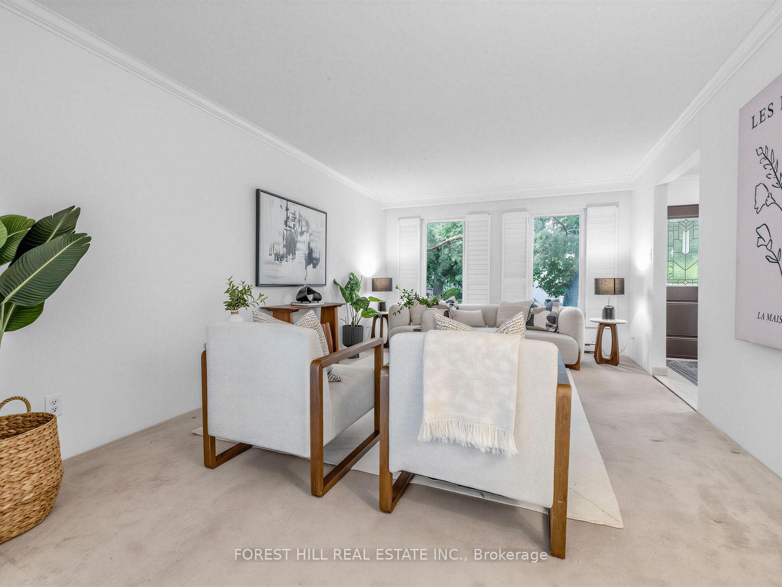 Photo 10 of 1 Ames Circle, North York, Banbury-Don Mills — HOMEH