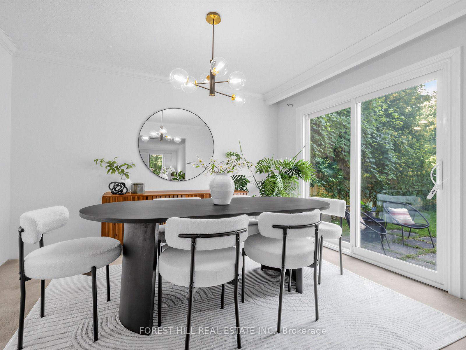 Photo 12 of 1 Ames Circle, North York, Banbury-Don Mills — HOMEH
