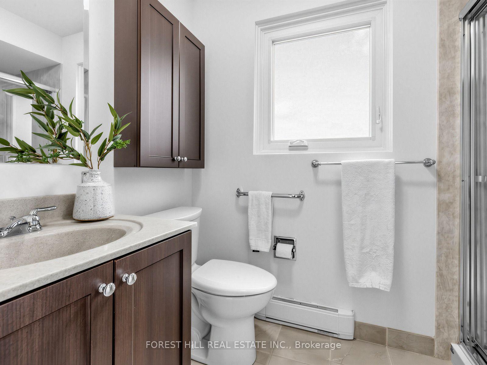 Photo 31 of 1 Ames Circle, North York, Banbury-Don Mills — HOMEH