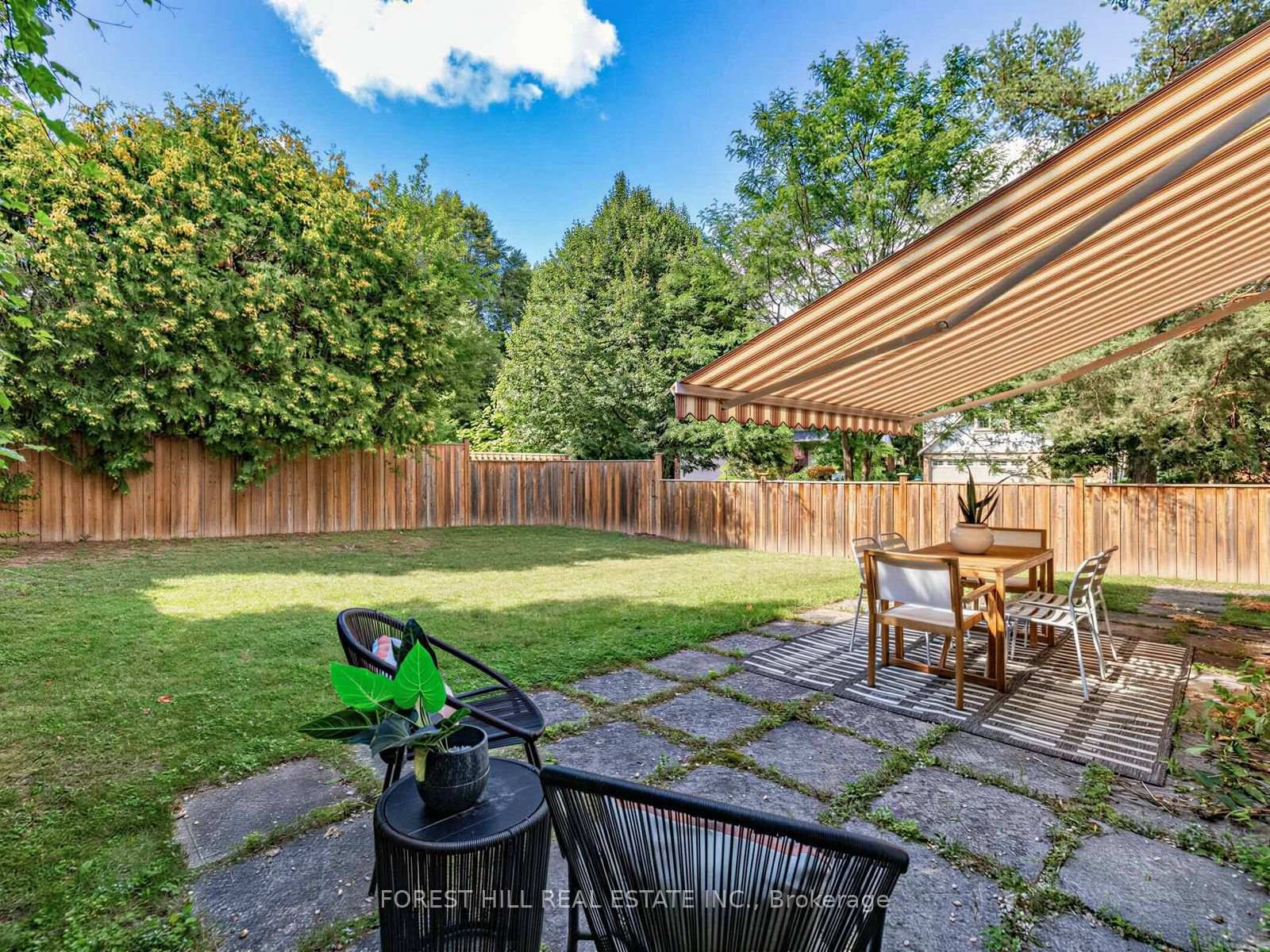Photo 34 of 1 Ames Circle, North York, Banbury-Don Mills — HOMEH
