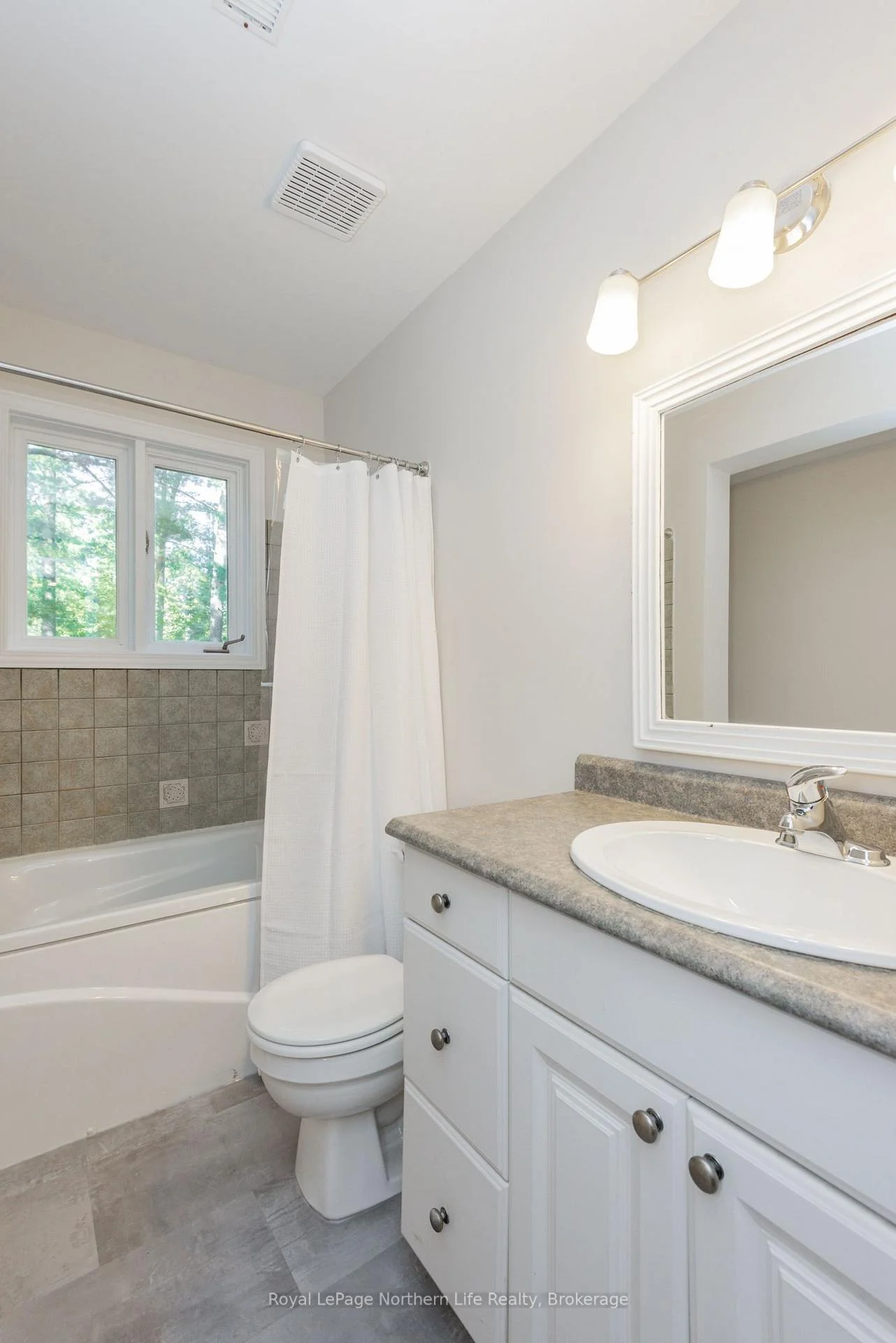 Photo 29 of 41 Pebble Beach Drive, Callander — HOMEH