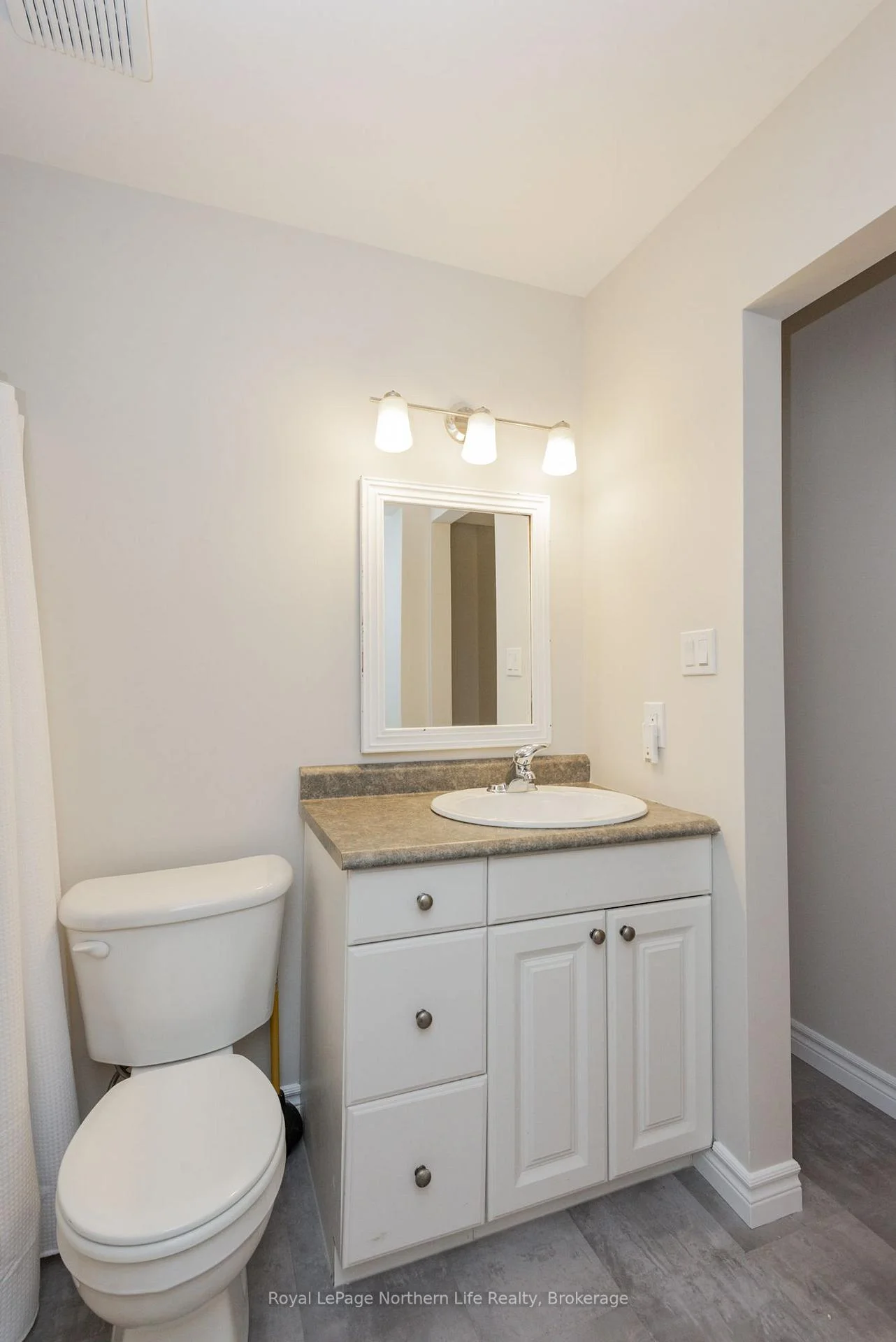 Photo 39 of 41 Pebble Beach Drive, Callander — HOMEH