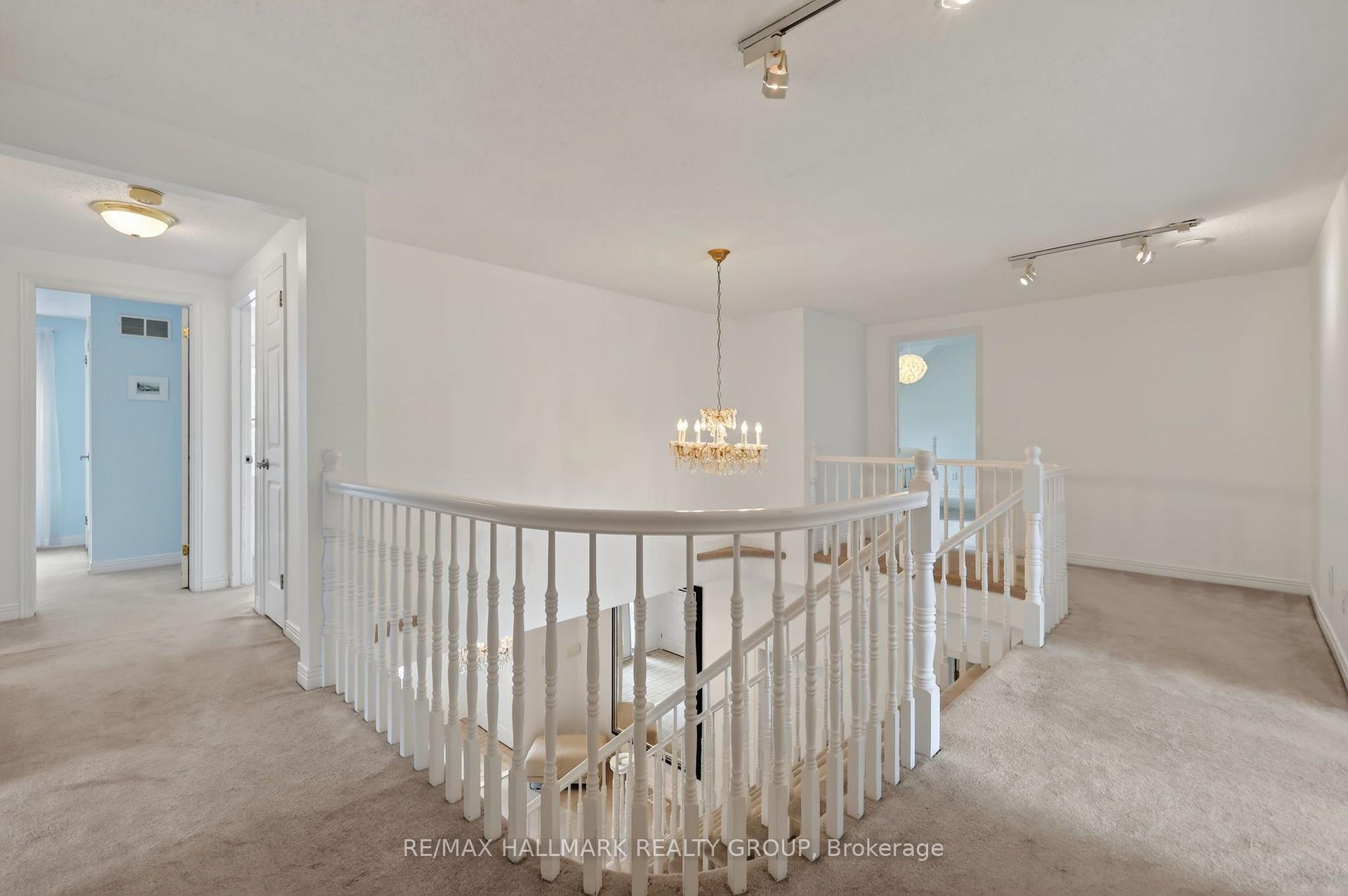 Photo 17 of 9 Kintail Court, Ottawa, Stittsville (Central) — HOMEH