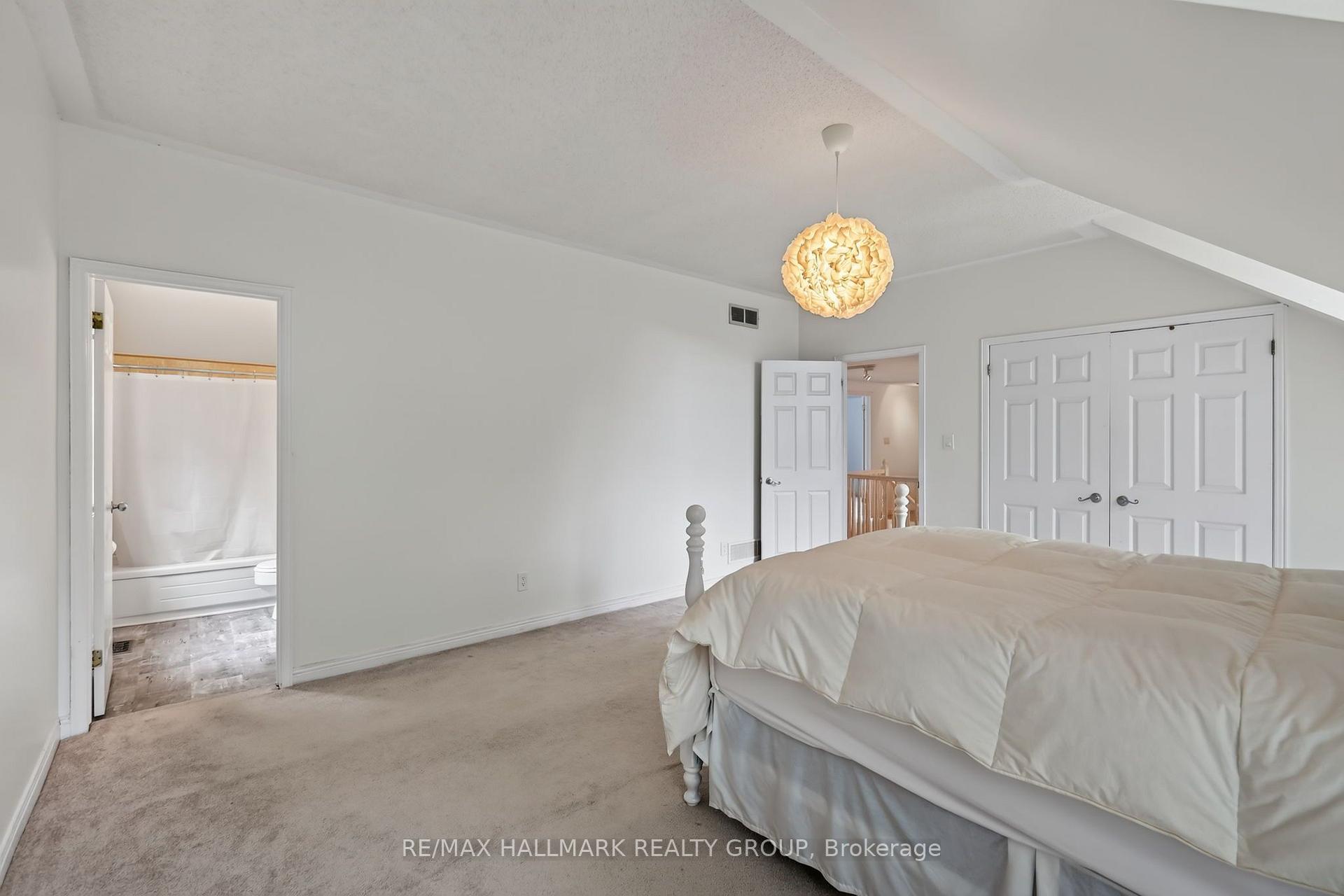 Photo 26 of 9 Kintail Court, Ottawa, Stittsville (Central) — HOMEH