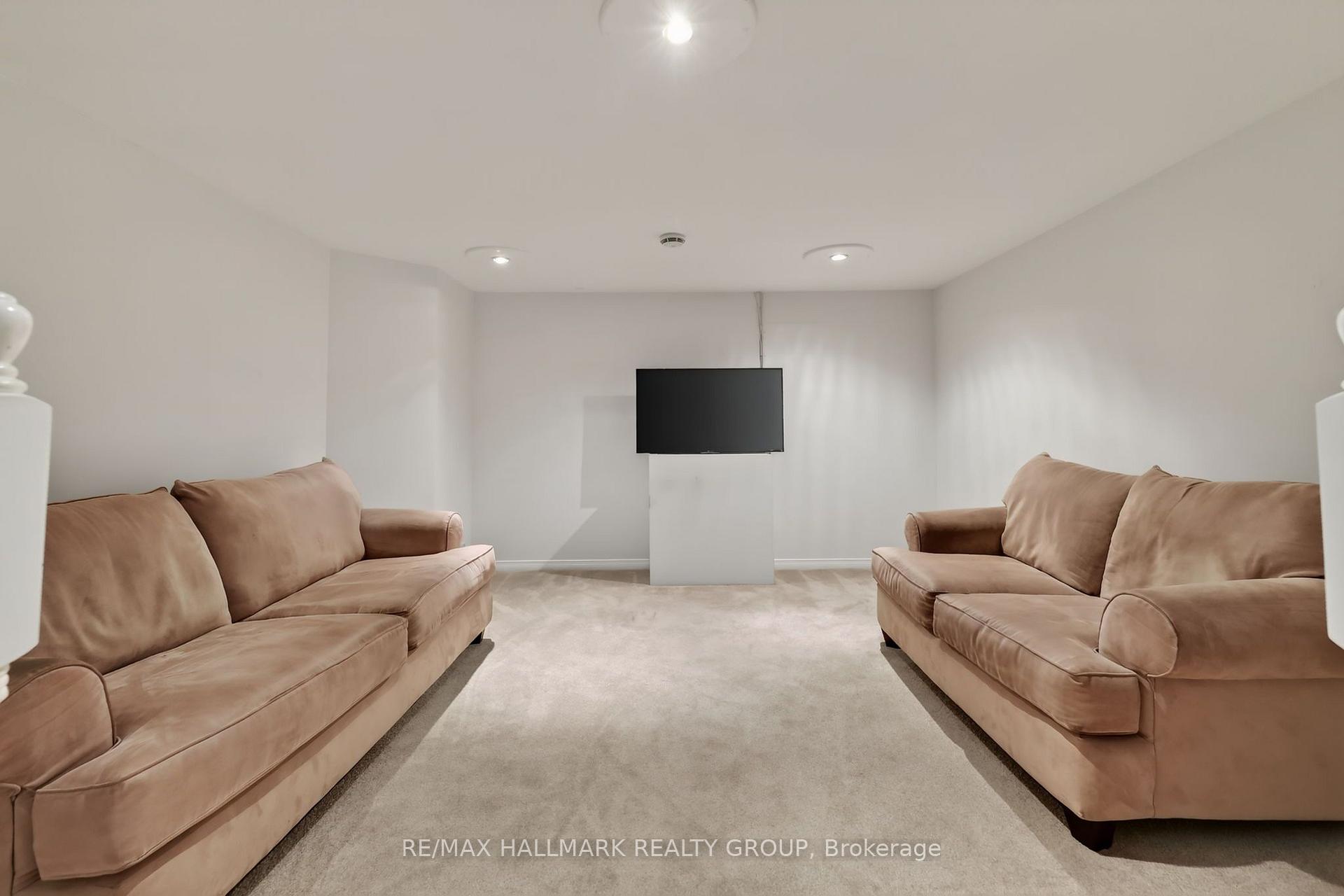 Photo 36 of 9 Kintail Court, Ottawa, Stittsville (Central) — HOMEH