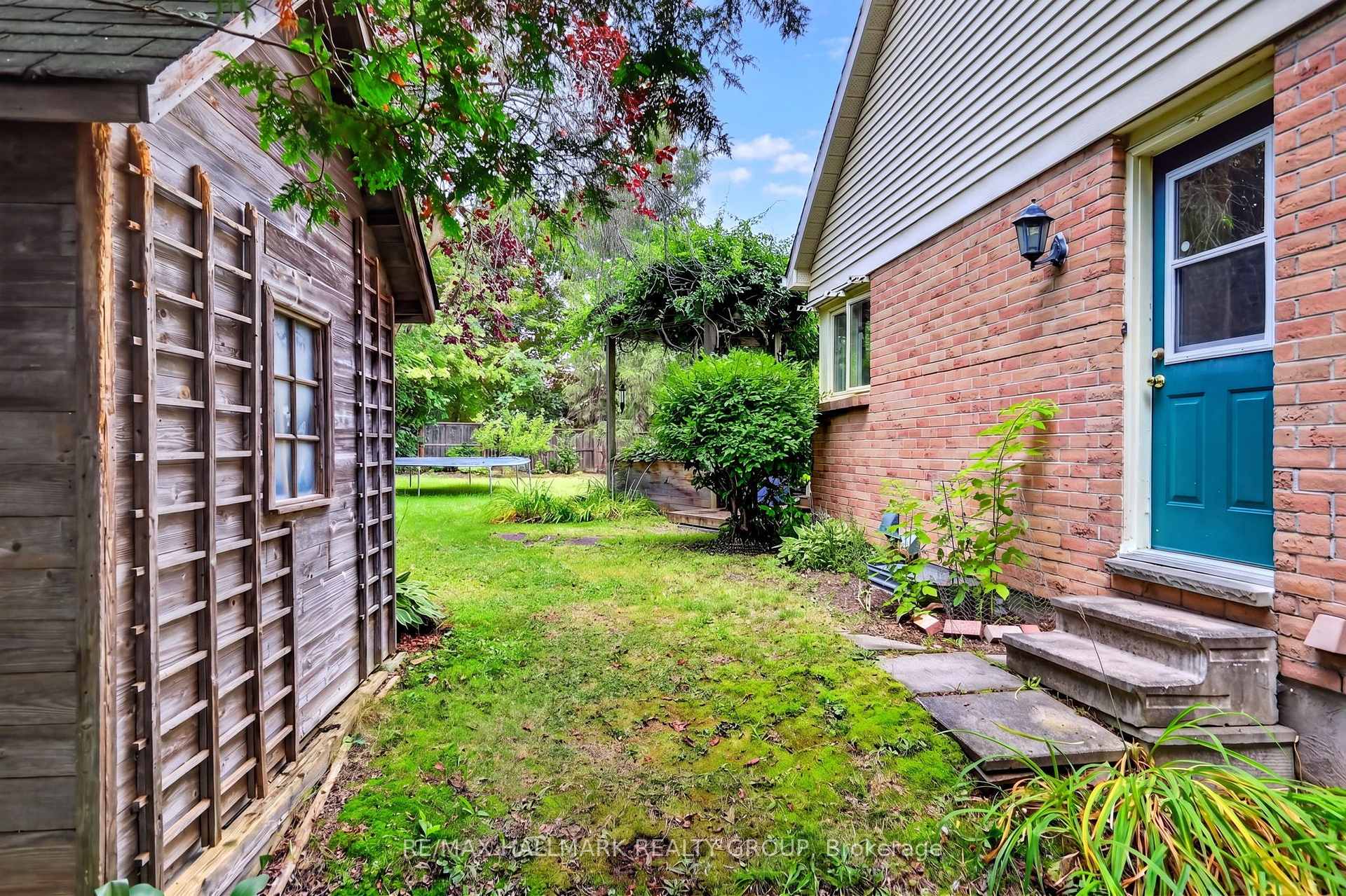 Photo 52 of 9 Kintail Court, Ottawa, Stittsville (Central) — HOMEH