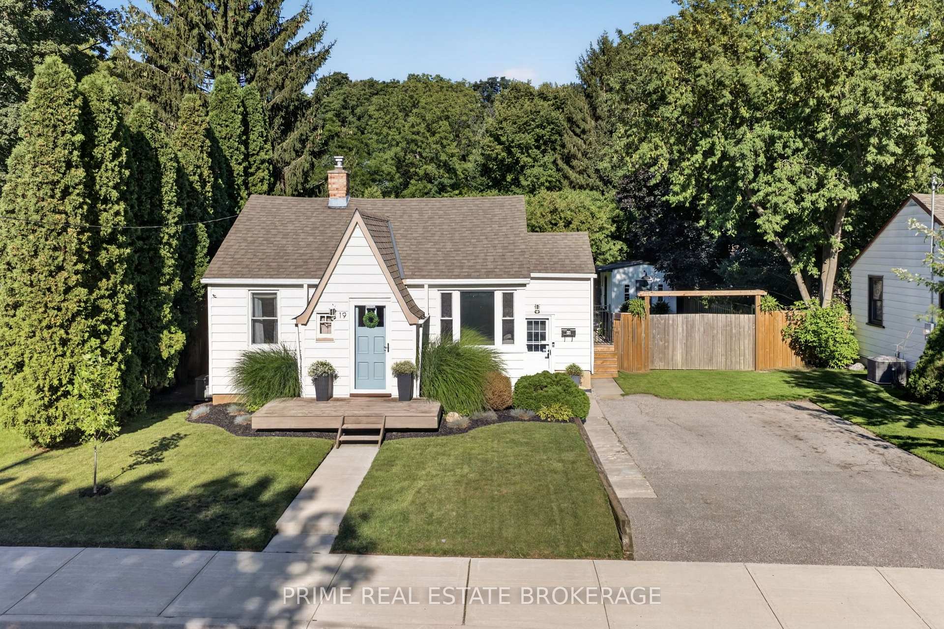 Photo 40 of 19 Garden Avenue, Middlesex Centre, Delaware Town — HOMEH