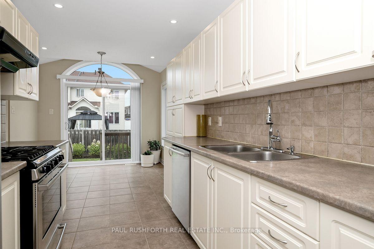 Photo 11 of 117 Lerta Way, Ottawa, Avalon West — HOMEH