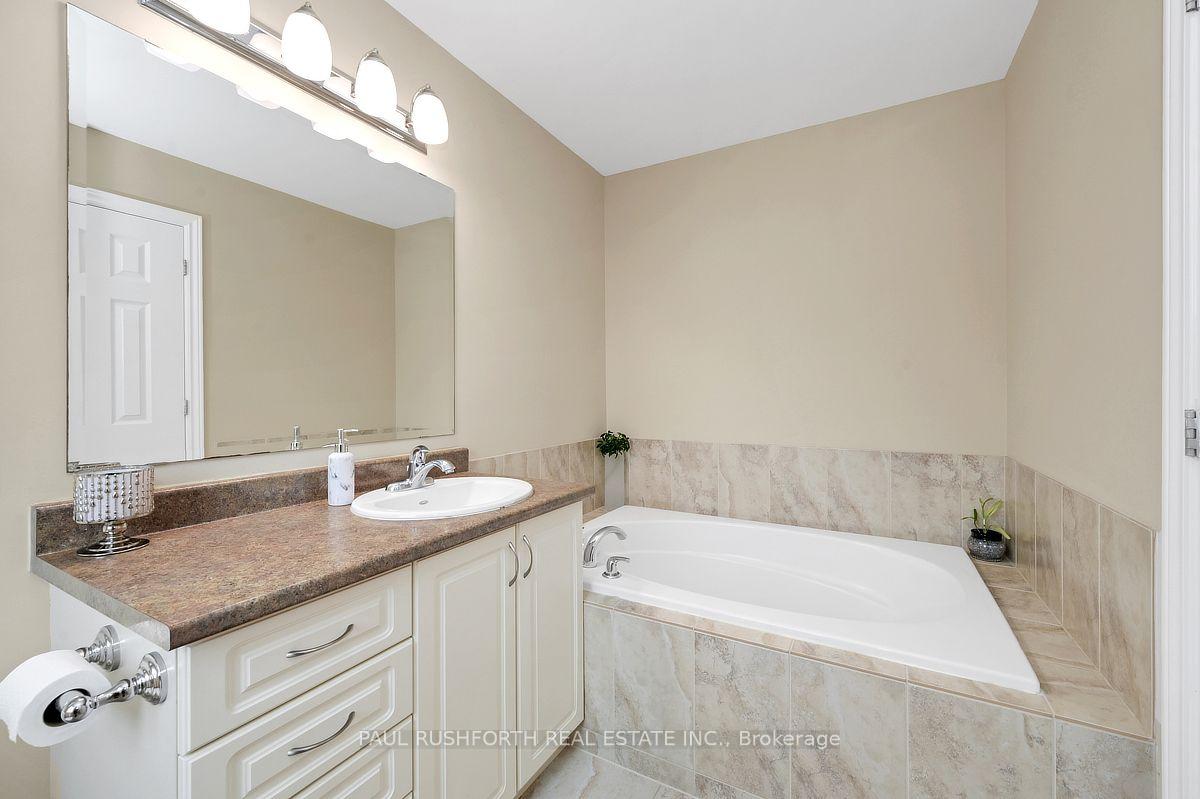 Photo 18 of 117 Lerta Way, Ottawa, Avalon West — HOMEH