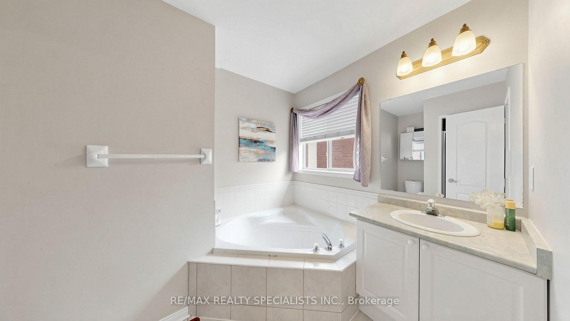 Photo 34 of 176 Royal Valley Drive, Caledon, Rural Caledon — HOMEH