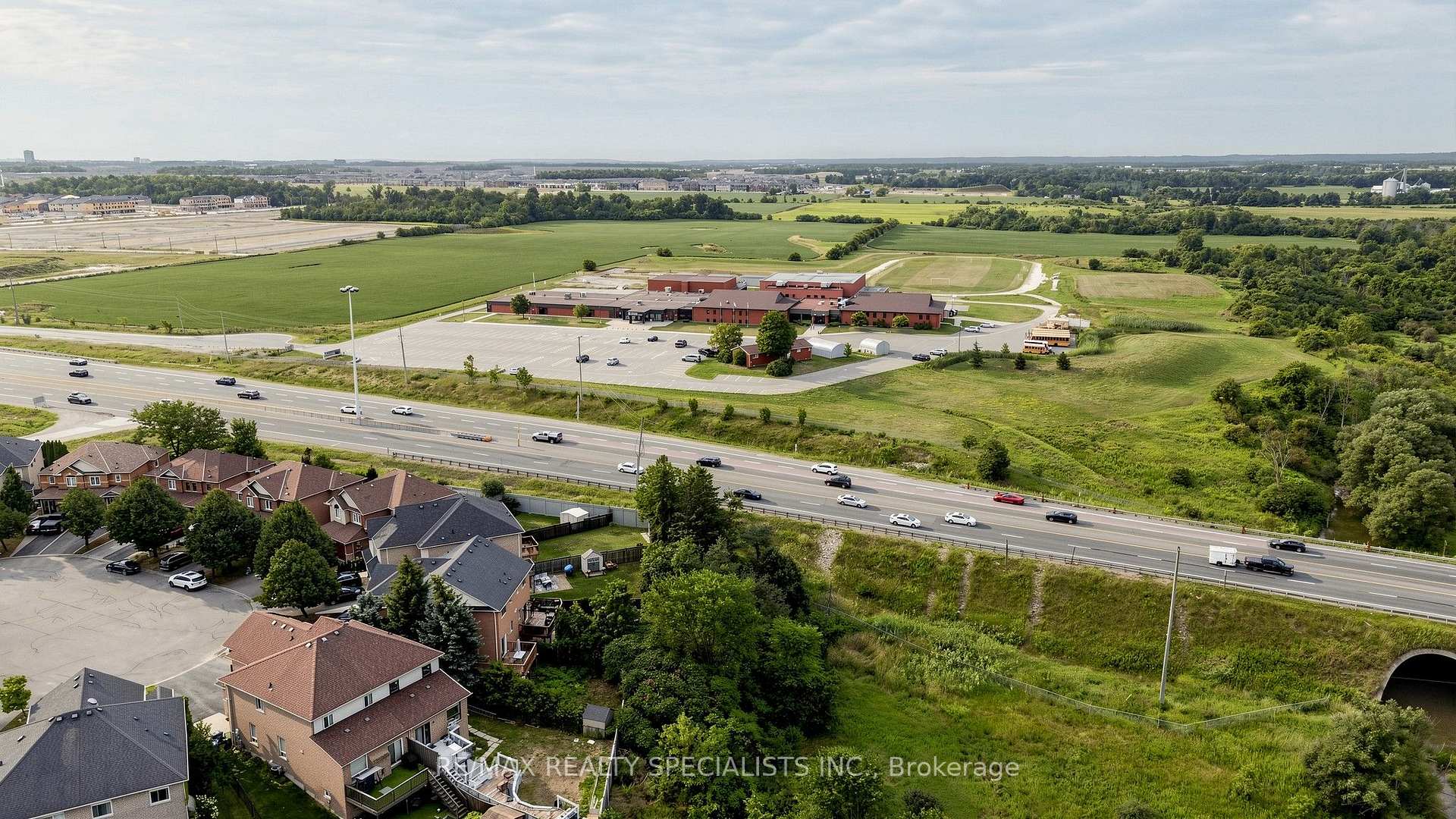 Photo 53 of 176 Royal Valley Drive, Caledon, Rural Caledon — HOMEH