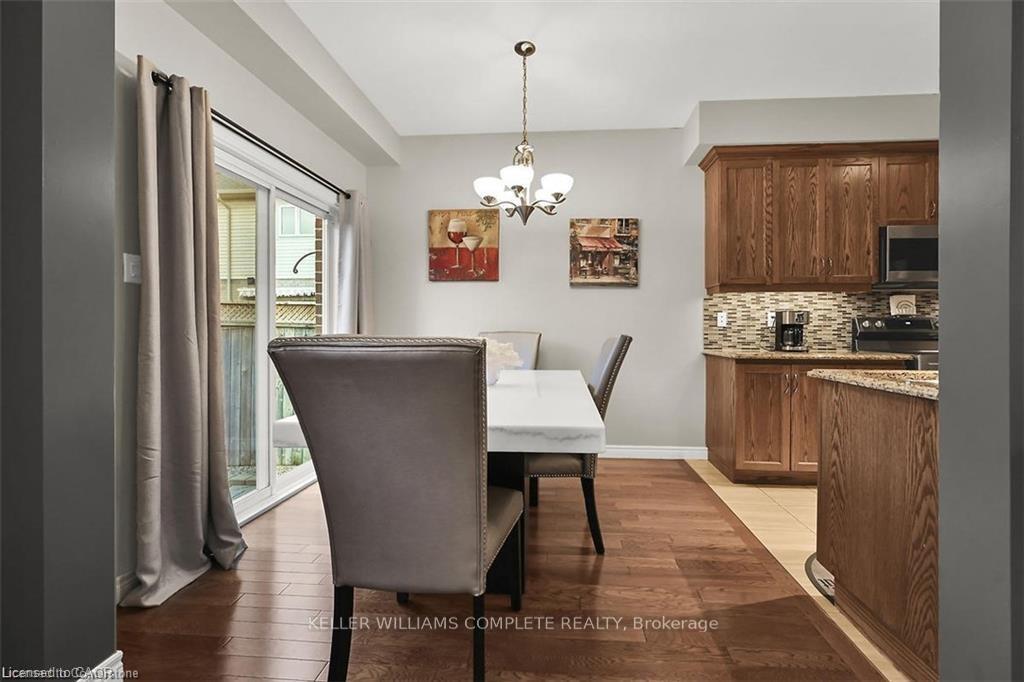 Photo 5 of 35 Willowbanks Terrace, Hamilton, Lakeshore — HOMEH