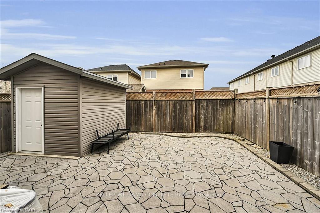 Photo 26 of 35 Willowbanks Terrace, Hamilton, Lakeshore — HOMEH