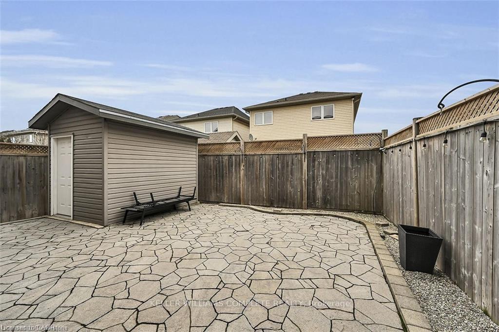Photo 28 of 35 Willowbanks Terrace, Hamilton, Lakeshore — HOMEH