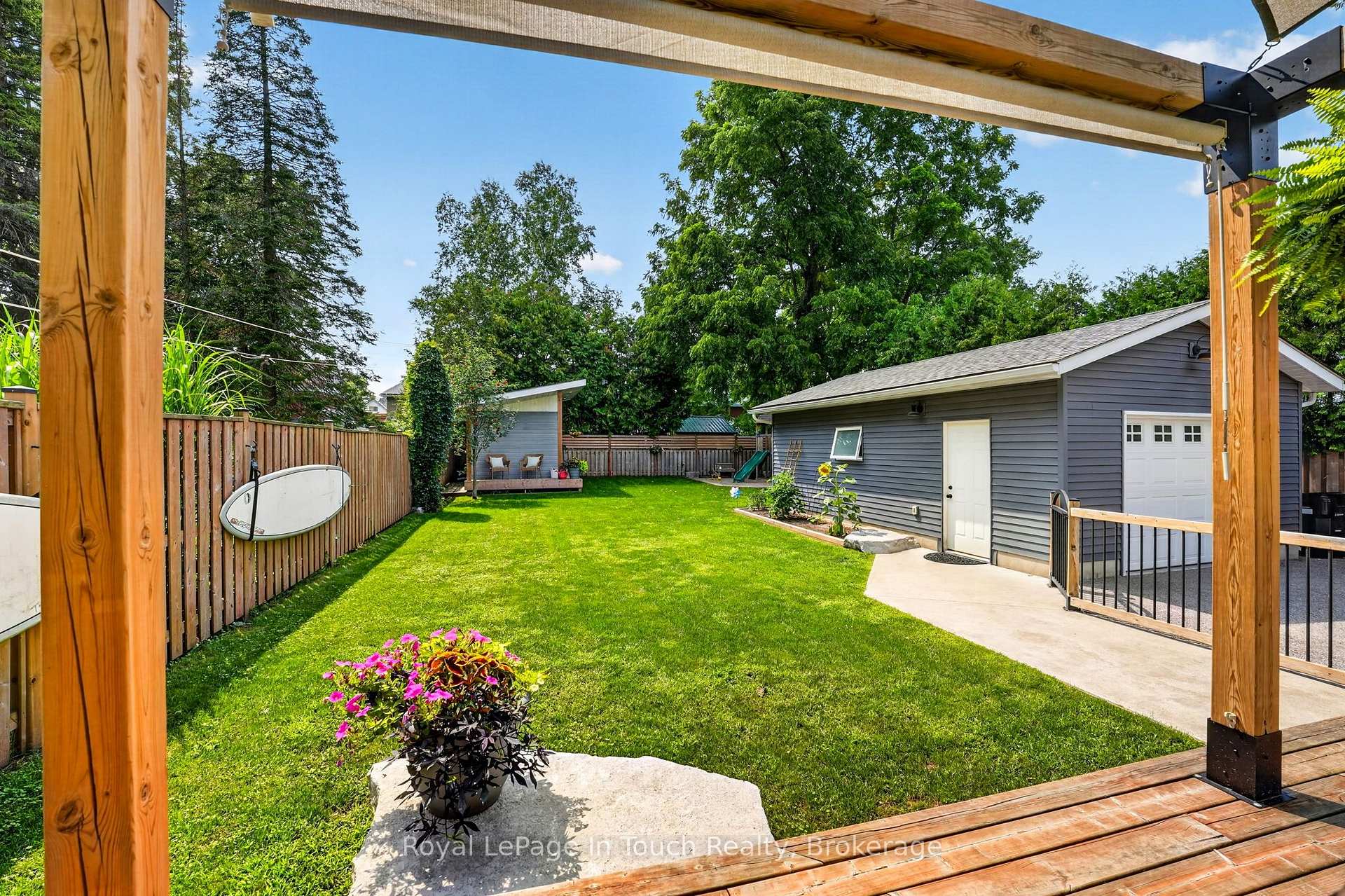 Photo 30 of 400 Russell Street, Midland — HOMEH