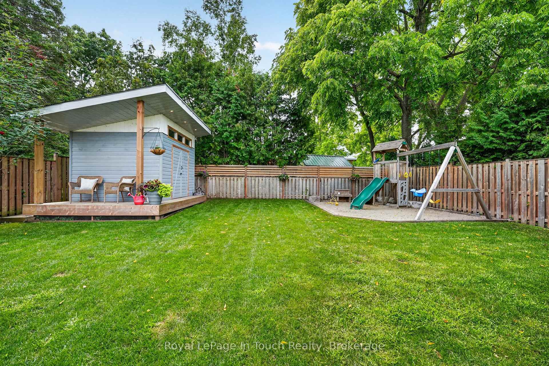 Photo 33 of 400 Russell Street, Midland — HOMEH