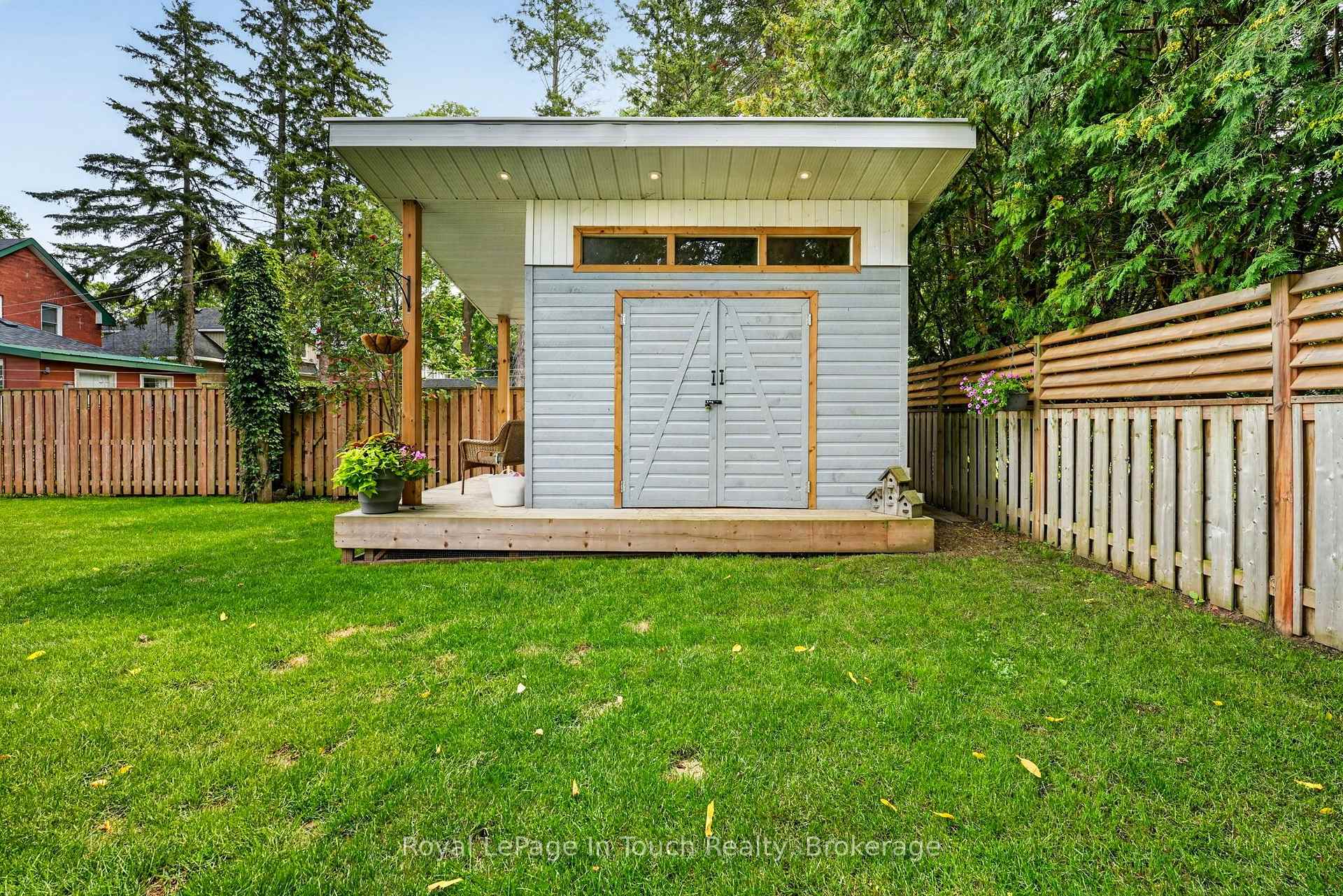 Photo 35 of 400 Russell Street, Midland — HOMEH