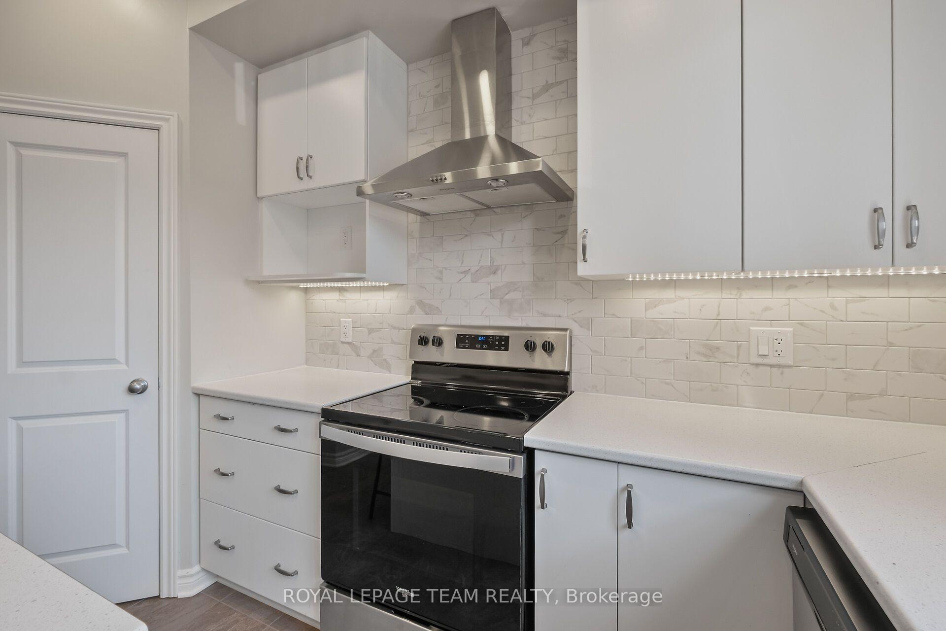 Photo 14 of Unit F, 725 Dearborn Private, Ottawa, Blossom Park/Kemp Park/Findlay Creek — HOMEH