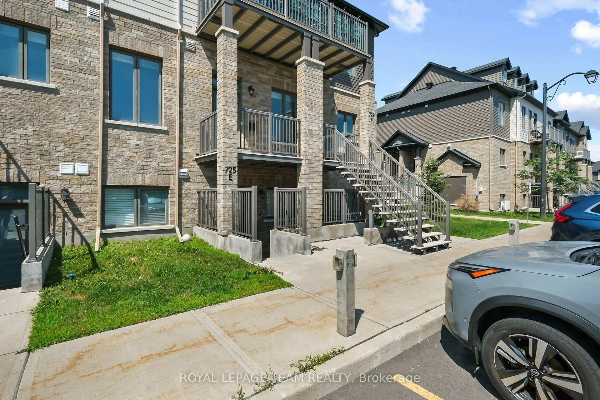 Photo 25 of Unit F, 725 Dearborn Private, Ottawa, Blossom Park/Kemp Park/Findlay Creek — HOMEH