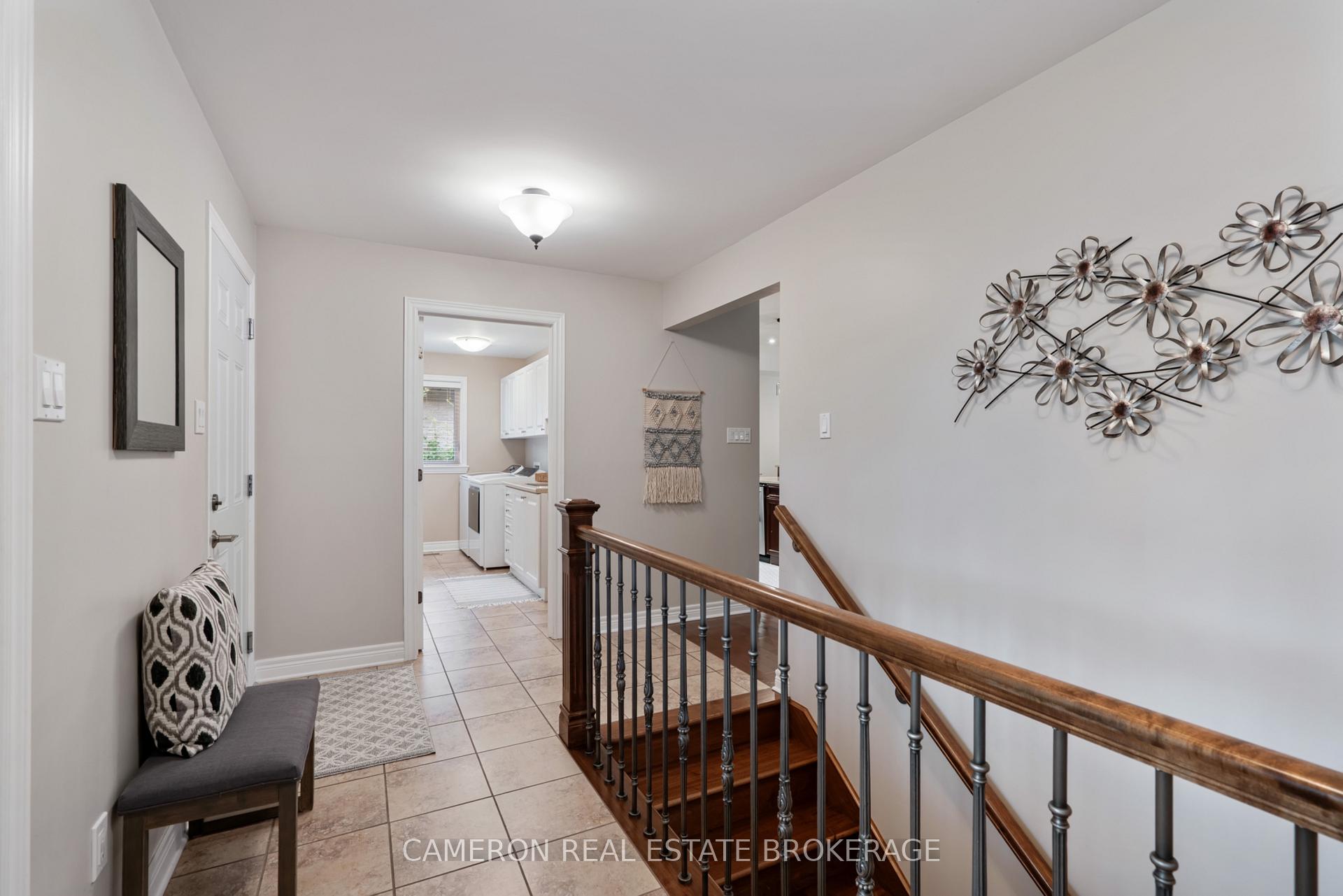 Photo 2 of 1217 Innwood Avenue, Cornwall, Cornwall — HOMEH