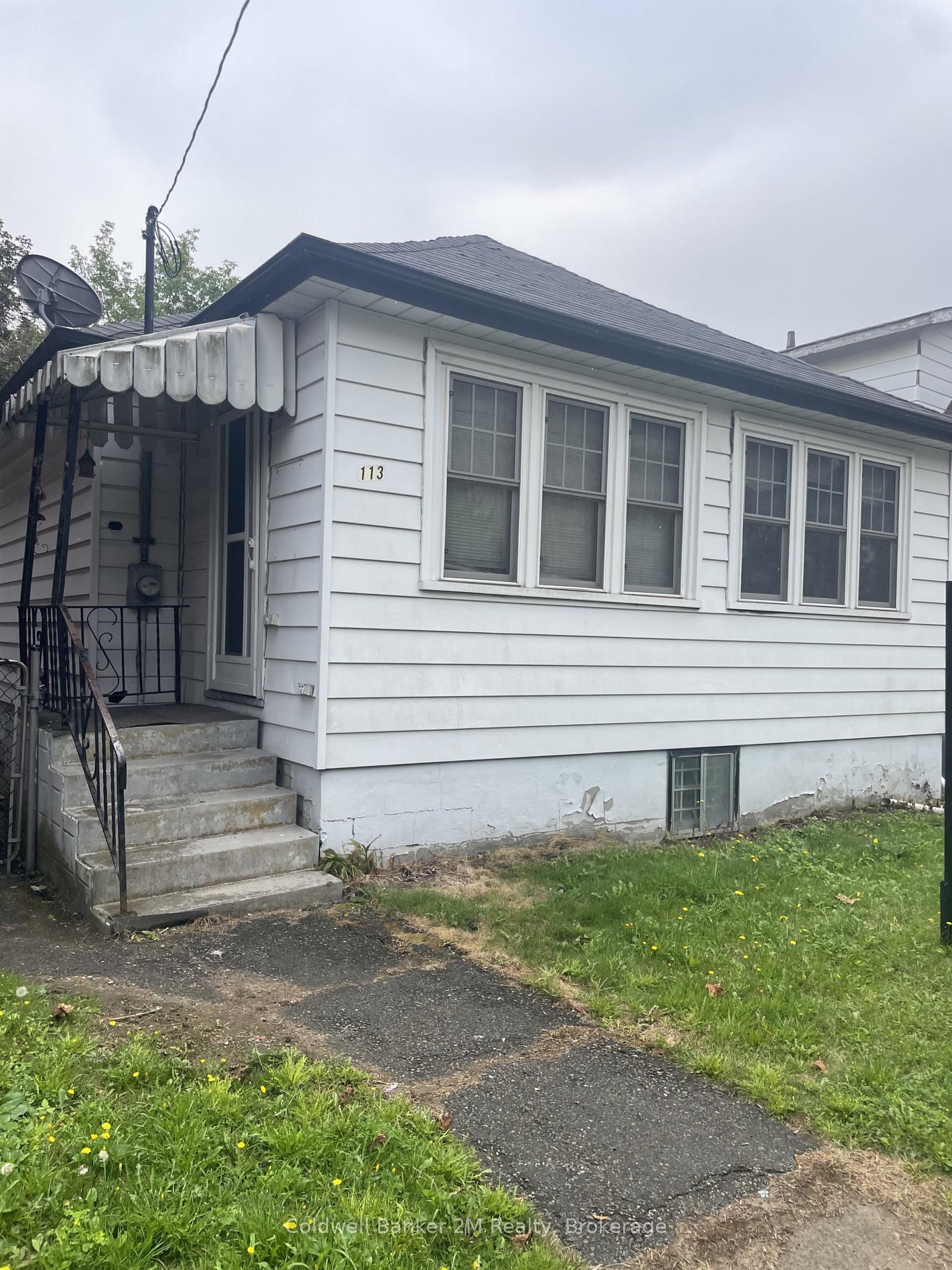 Photo 3 of 113 Elgin Street W, Oshawa, O'Neill — HOMEH