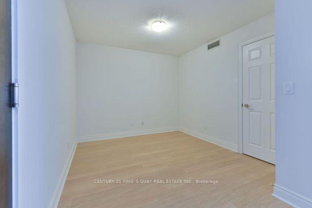 Photo 11 of Unit 572, 23 Cox Boulevard, Markham, Unionville — HOMEH