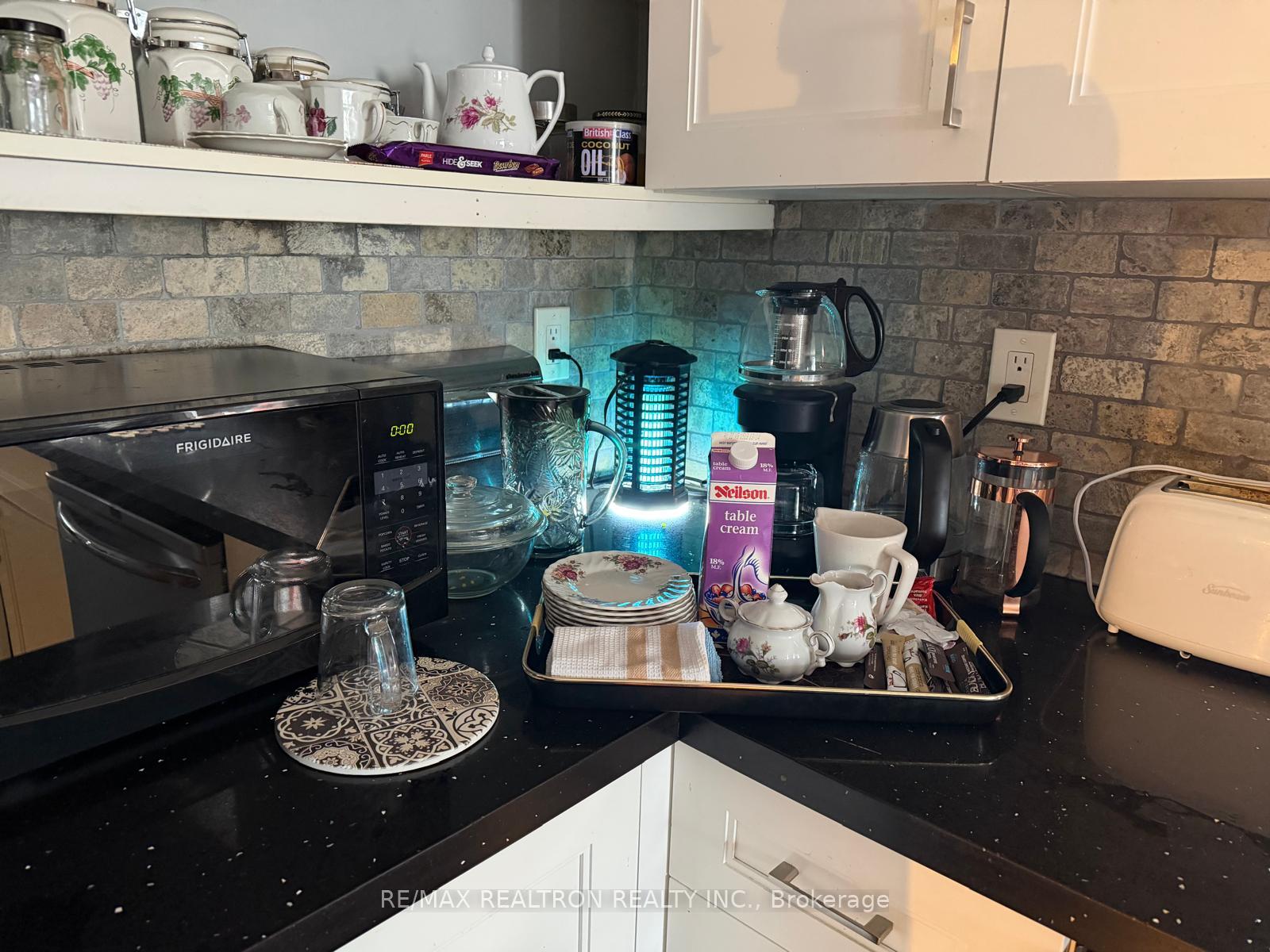 Photo 20 of 31 Albany Street, Oshawa, Central — HOMEH