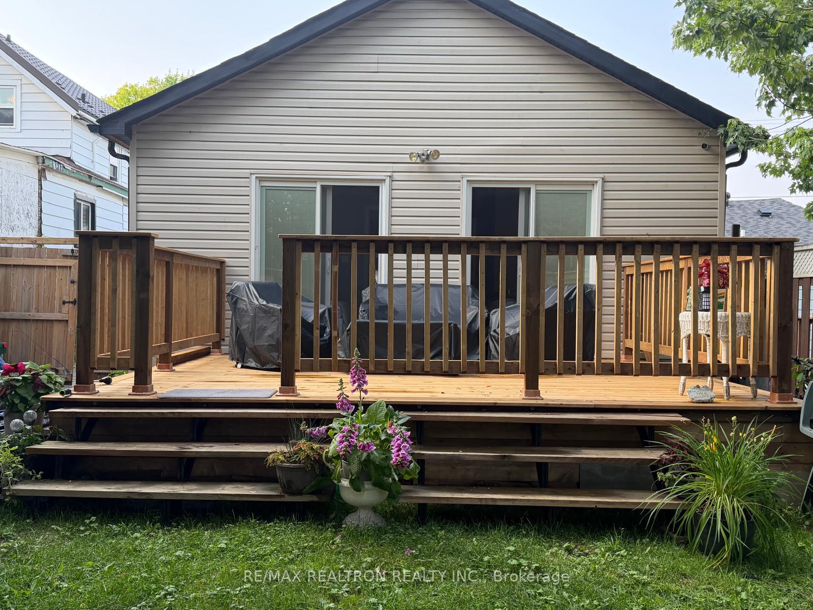 Photo 77 of 31 Albany Street, Oshawa, Central — HOMEH