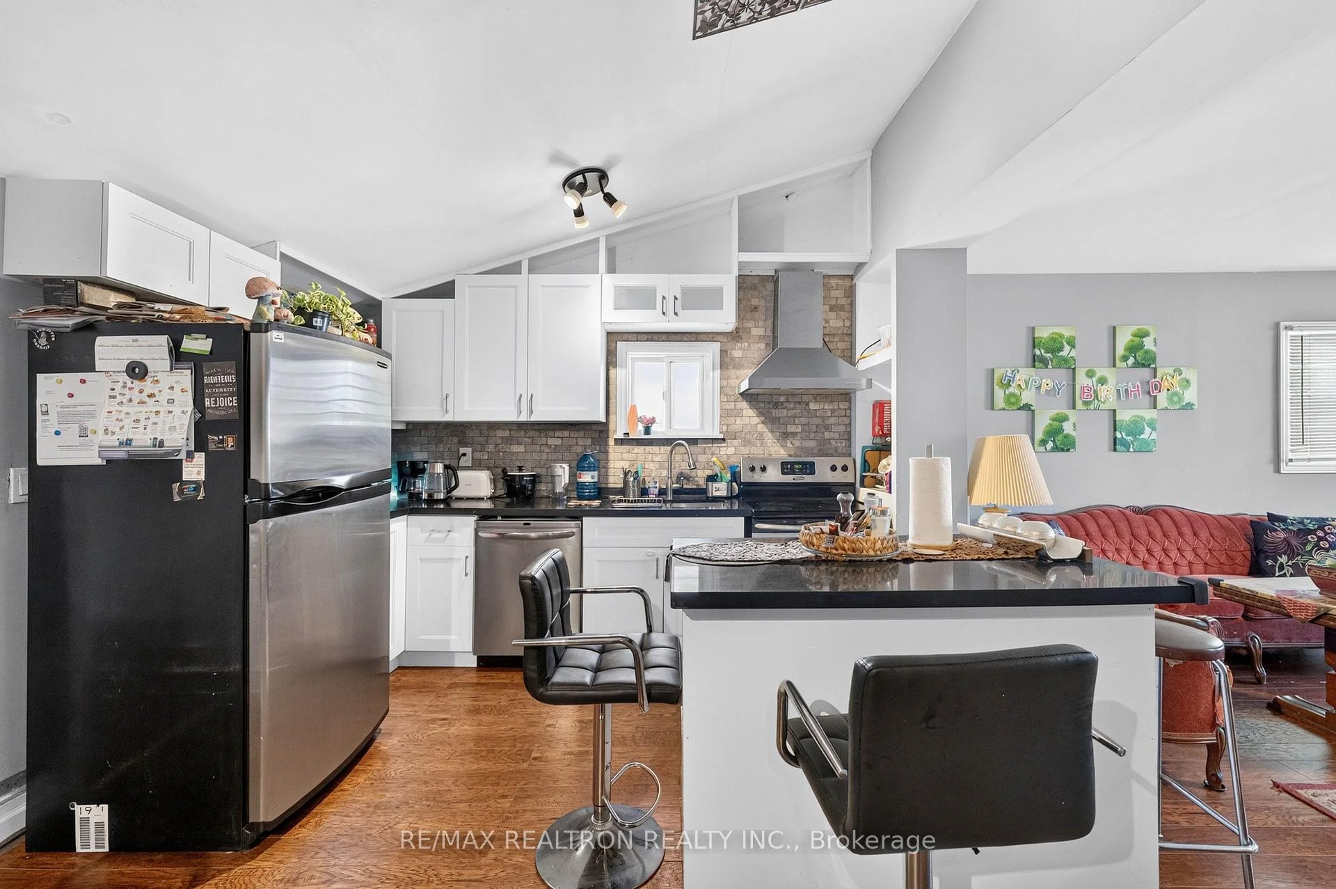 Photo 34 of 31 Albany Street, Oshawa, Central — HOMEH