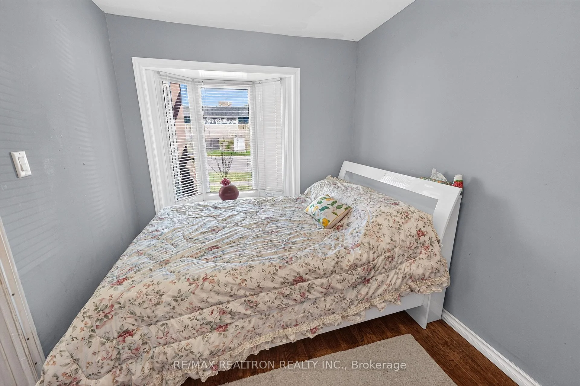 Photo 48 of 31 Albany Street, Oshawa, Central — HOMEH
