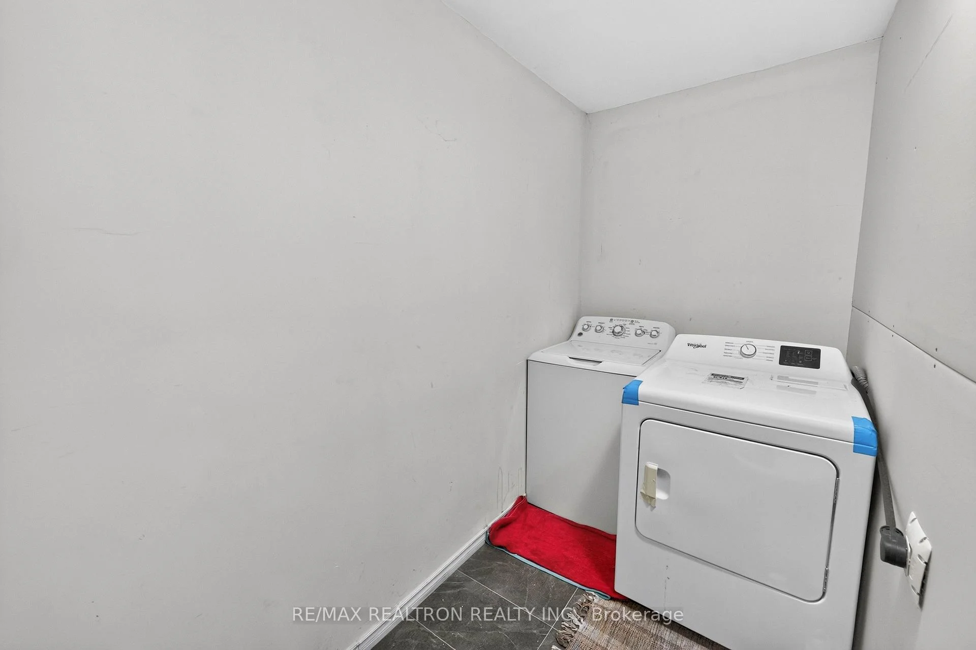 Photo 76 of 31 Albany Street, Oshawa, Central — HOMEH