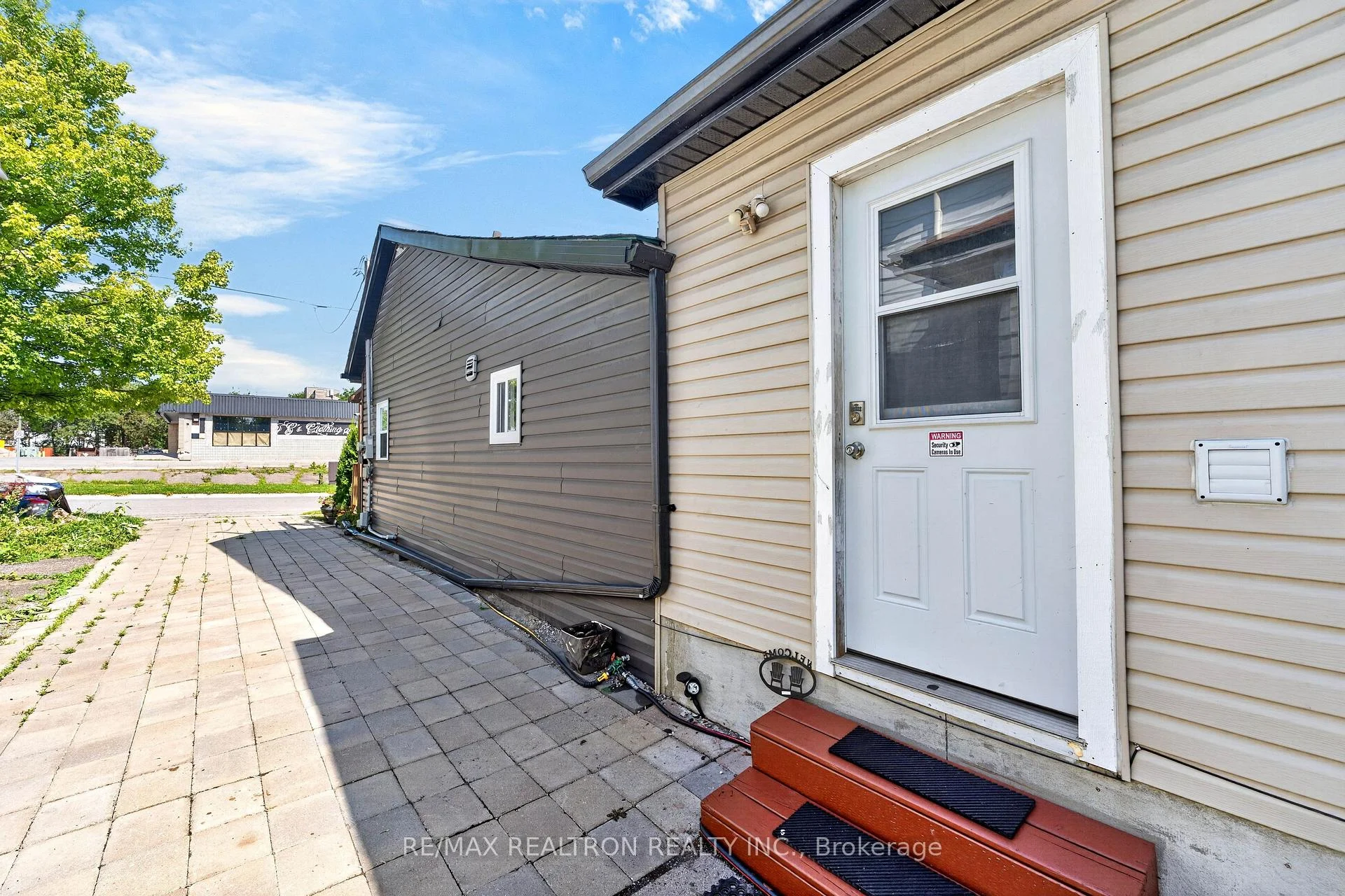 Photo 78 of 31 Albany Street, Oshawa, Central — HOMEH