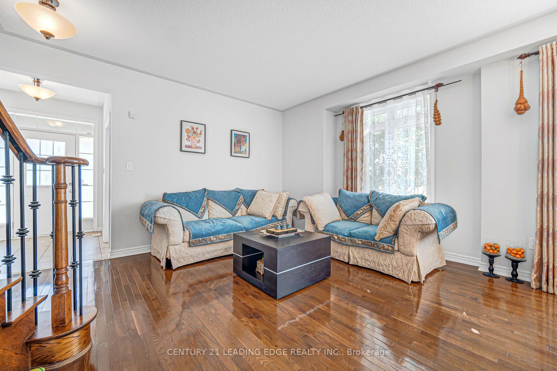 Photo 7 of 180 Coltrane Drive, Vaughan, Patterson — HOMEH