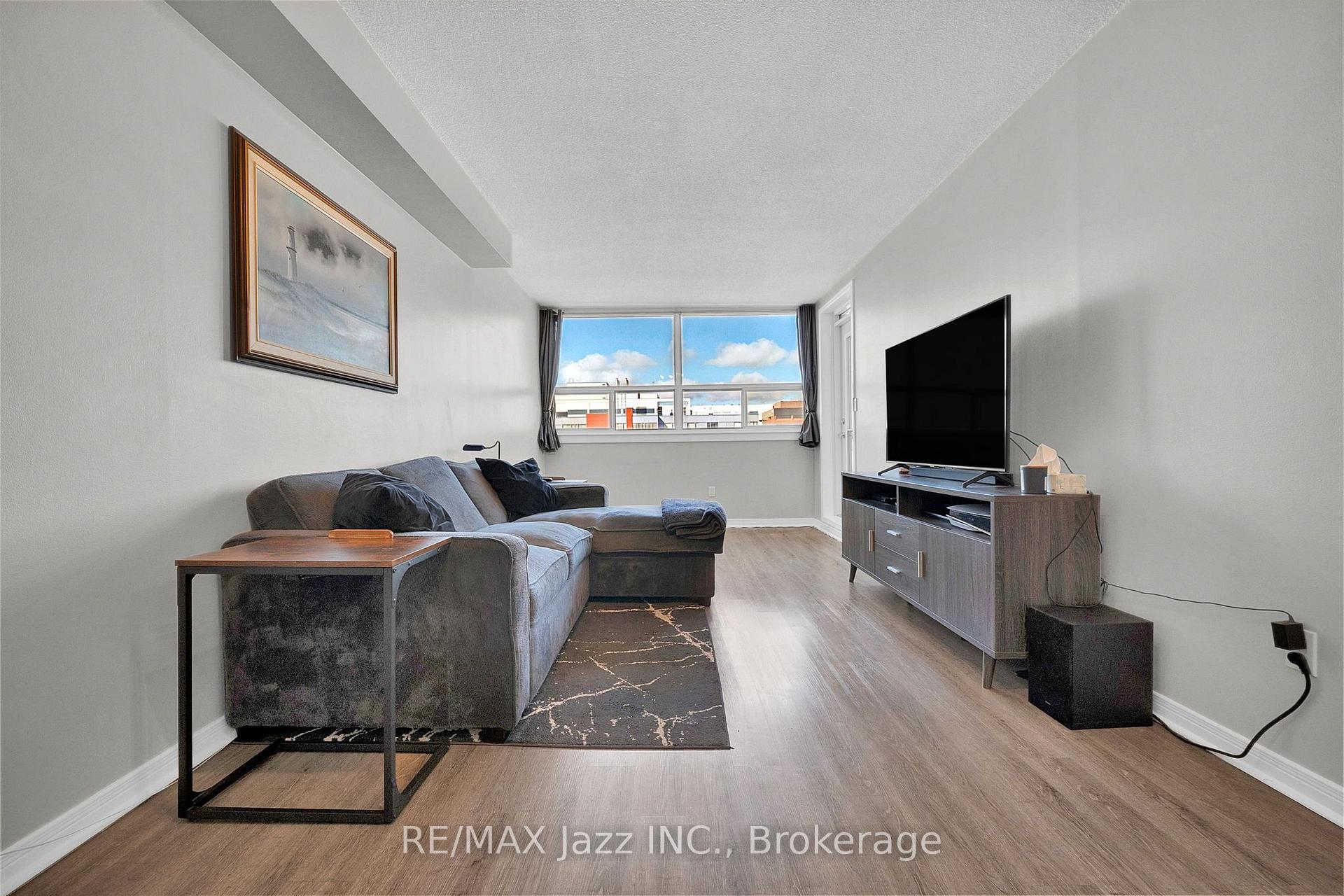 Photo 9 of Unit 608, 80 Athol Street E, Oshawa, Central — HOMEH