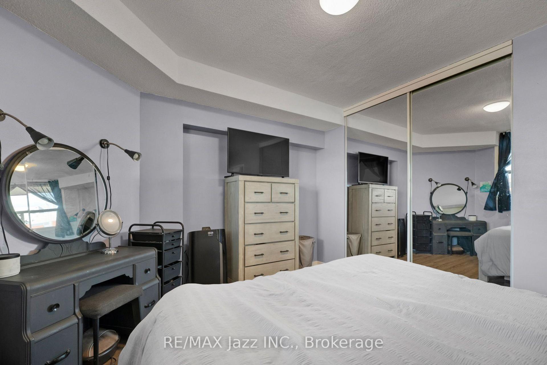 Photo 18 of Unit 608, 80 Athol Street E, Oshawa, Central — HOMEH