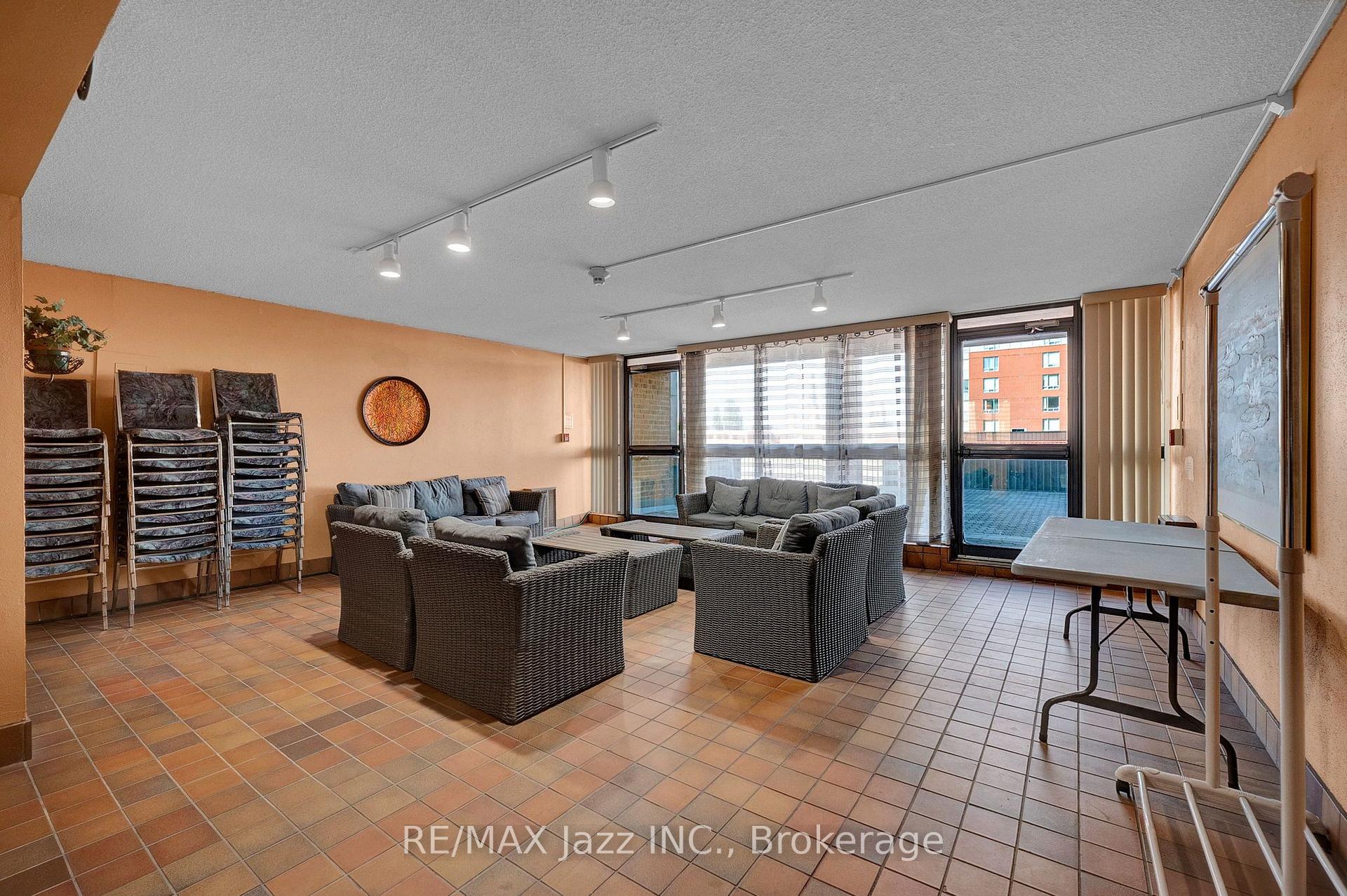 Photo 26 of Unit 608, 80 Athol Street E, Oshawa, Central — HOMEH