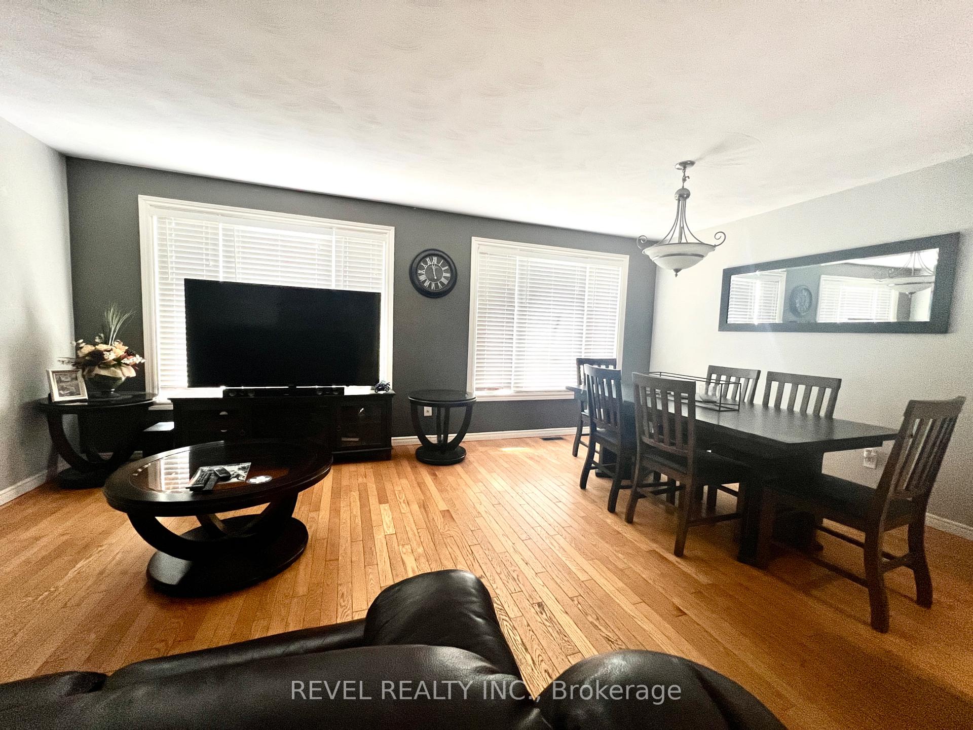 Photo 5 of 434 Lonergan Boulevard, Timmins, TNW - Riverpark — HOMEH