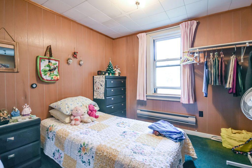 Photo 12 of 183 Cedar Street, Orillia — HOMEH