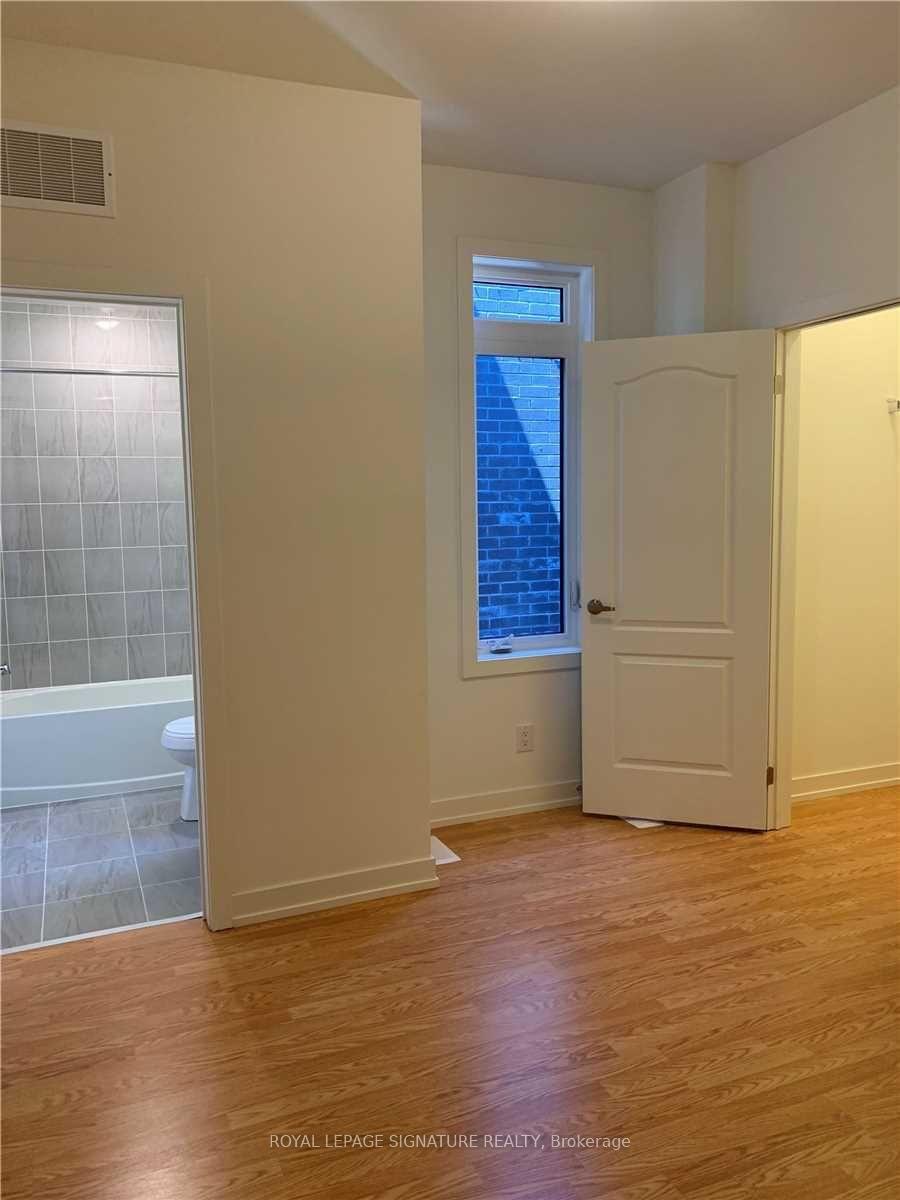 Photo 5 of Unit 63, 370B Red Maple Road, Richmond Hill, Langstaff — HOMEH