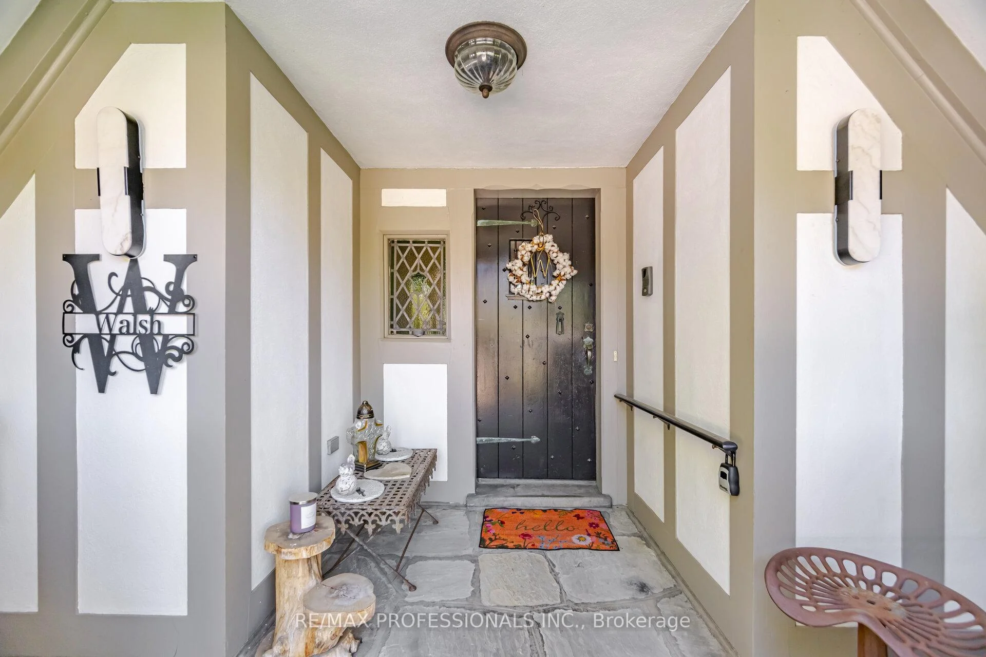 Photo 5 of 29 Mattice Road, Etobicoke, Islington-City Centre West — HOMEH