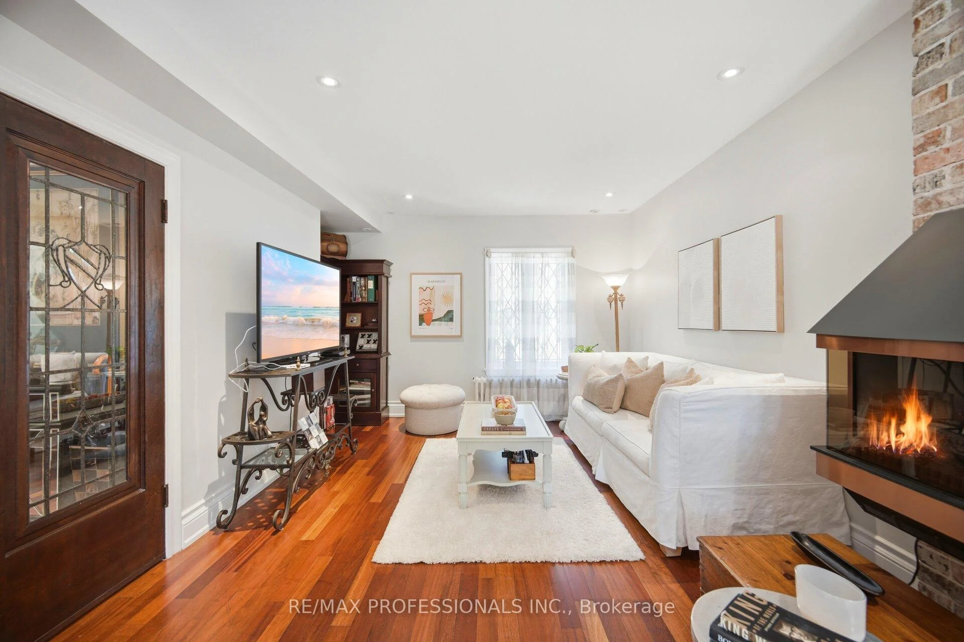 Photo 19 of 29 Mattice Road, Etobicoke, Islington-City Centre West — HOMEH