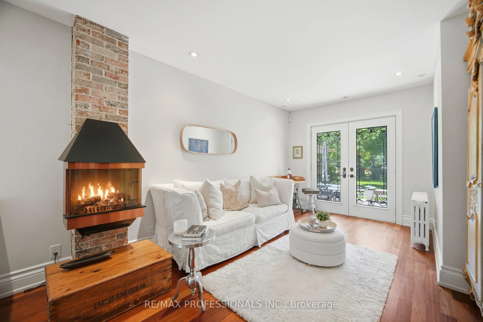 Photo 20 of 29 Mattice Road, Etobicoke, Islington-City Centre West — HOMEH