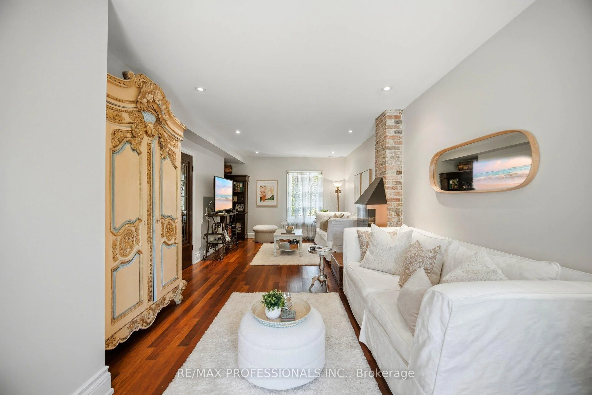 Photo 21 of 29 Mattice Road, Etobicoke, Islington-City Centre West — HOMEH
