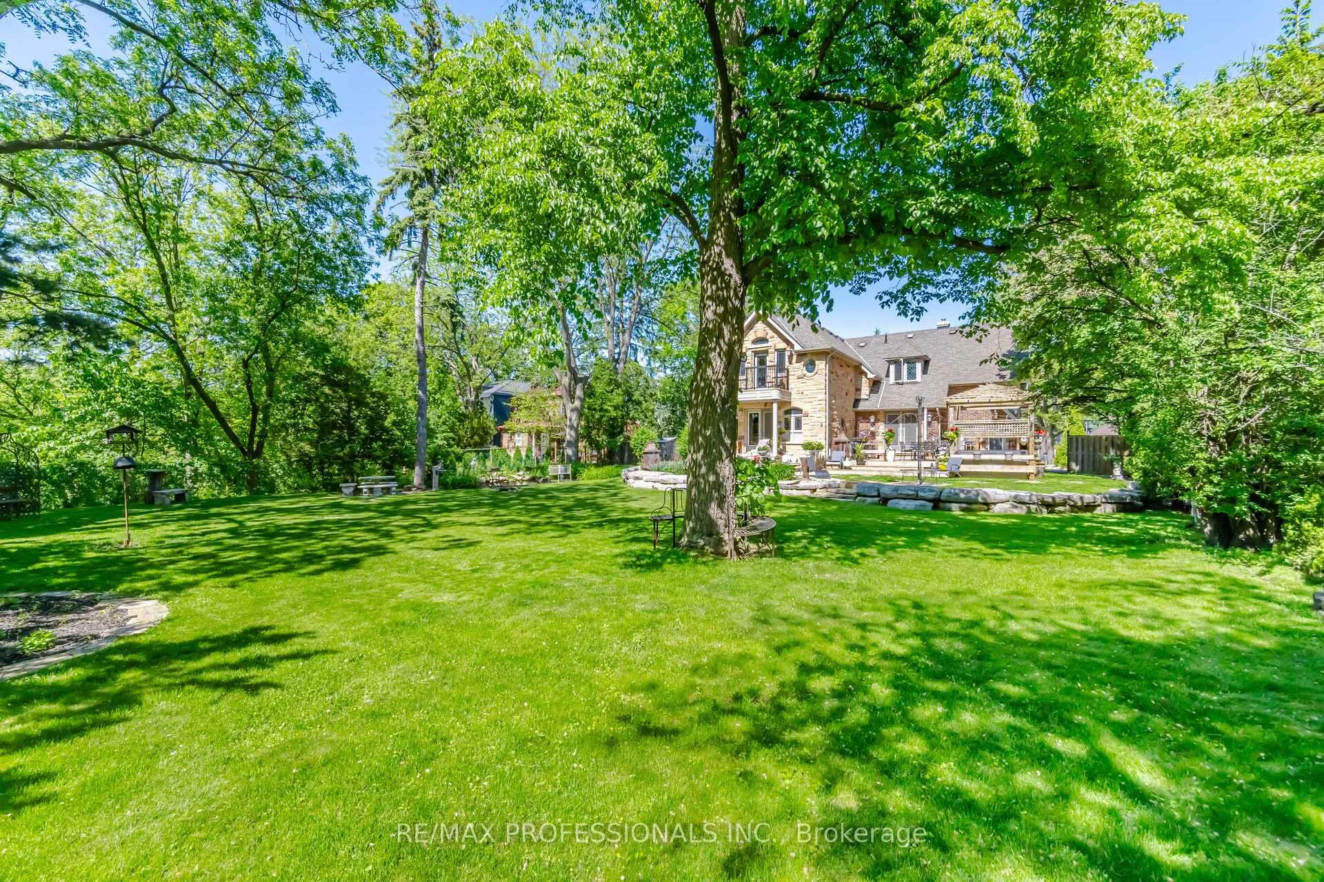 Photo 48 of 29 Mattice Road, Etobicoke, Islington-City Centre West — HOMEH