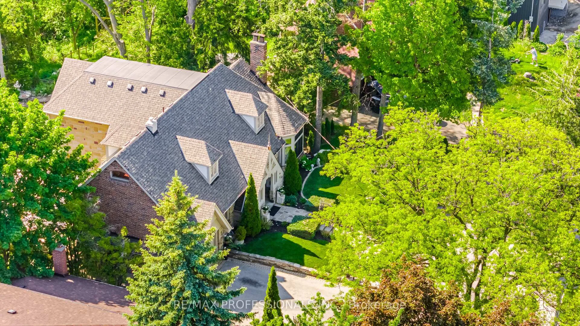 Photo 57 of 29 Mattice Road, Etobicoke, Islington-City Centre West — HOMEH