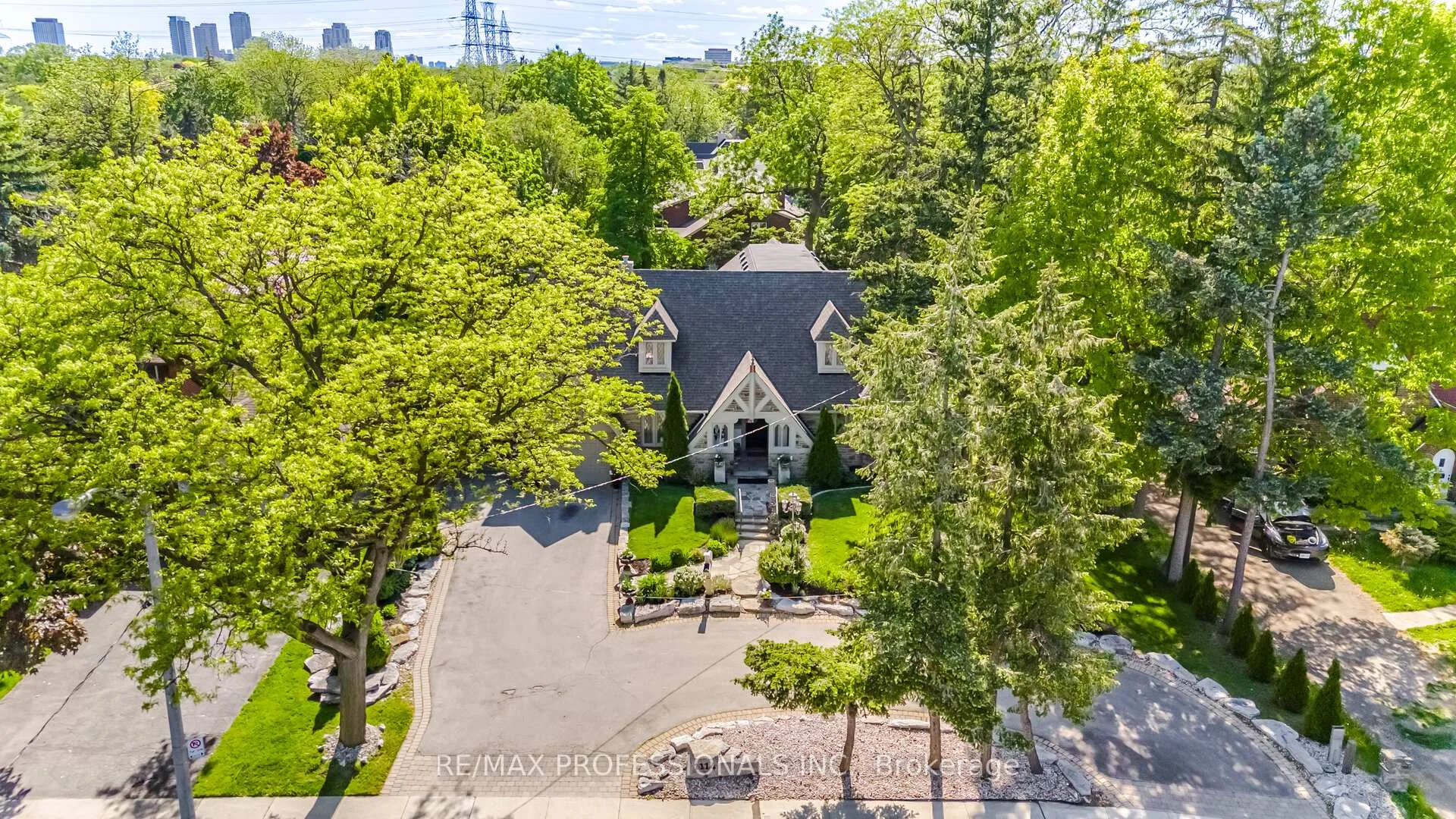 Photo 60 of 29 Mattice Road, Etobicoke, Islington-City Centre West — HOMEH