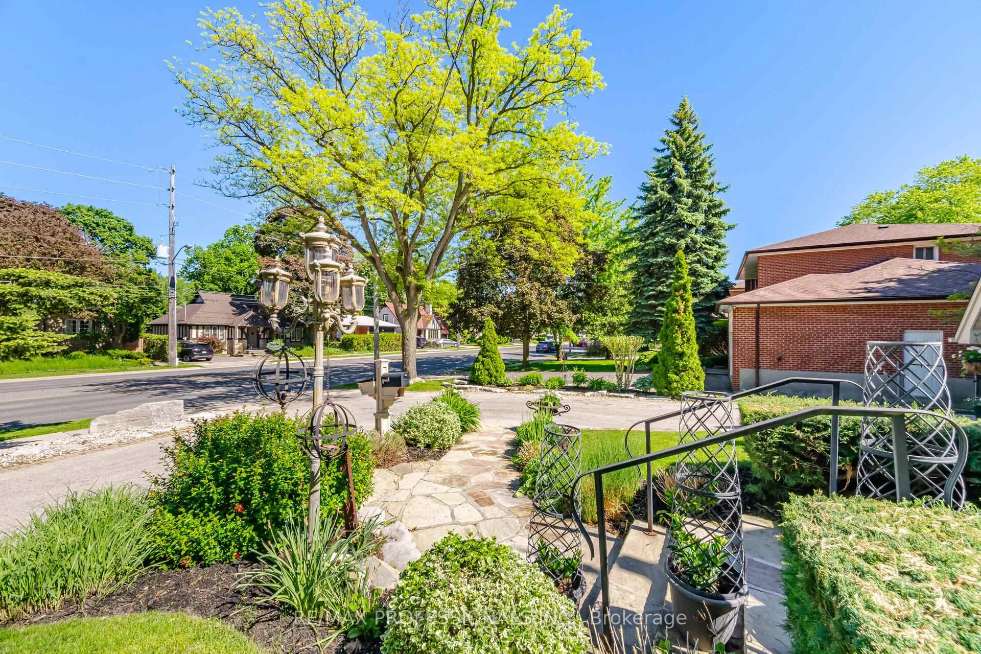 Photo 73 of 29 Mattice Road, Etobicoke, Islington-City Centre West — HOMEH
